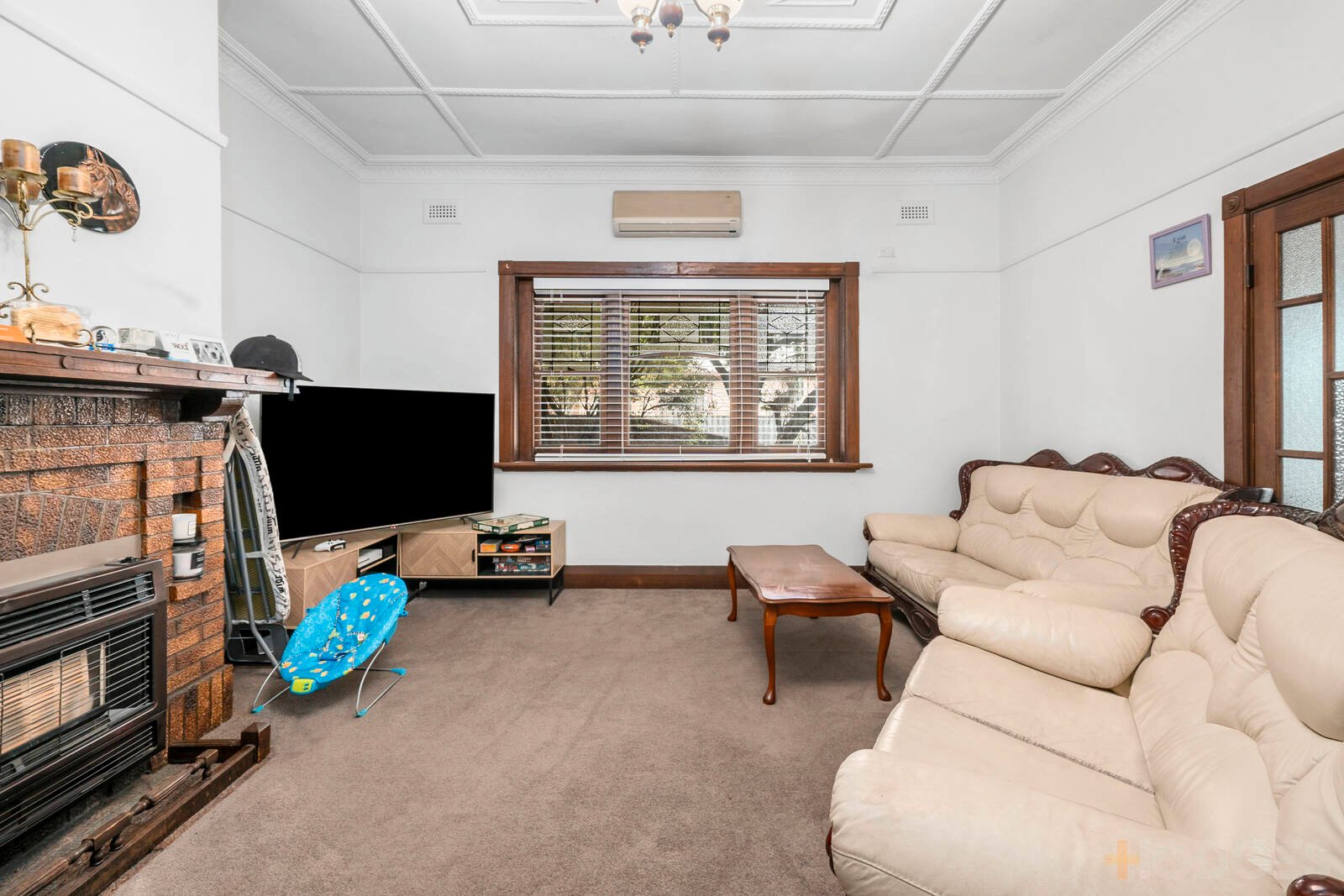 328-330 Latrobe Tce  Newtown