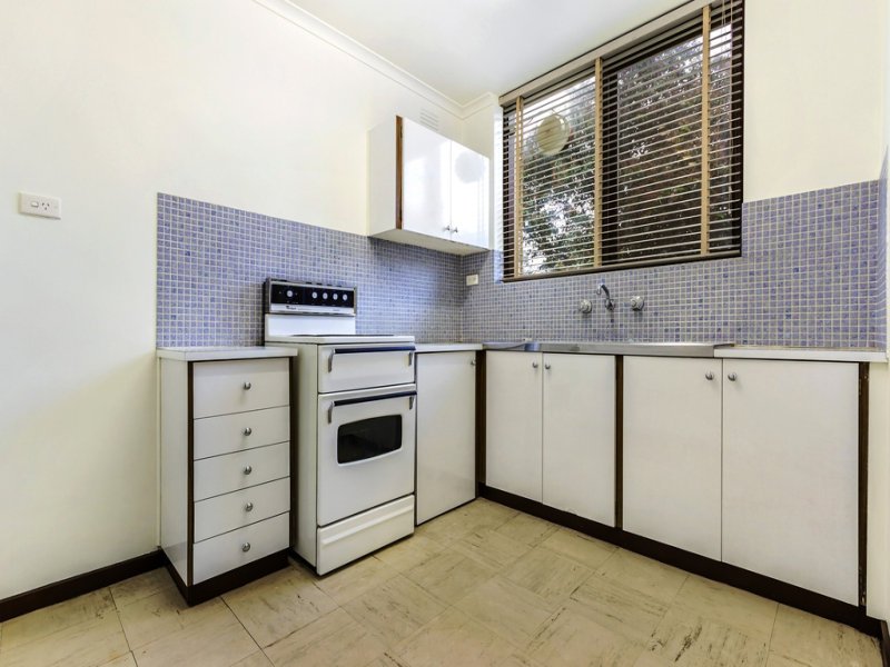 3/28 Albion Road, Box Hill image 4
