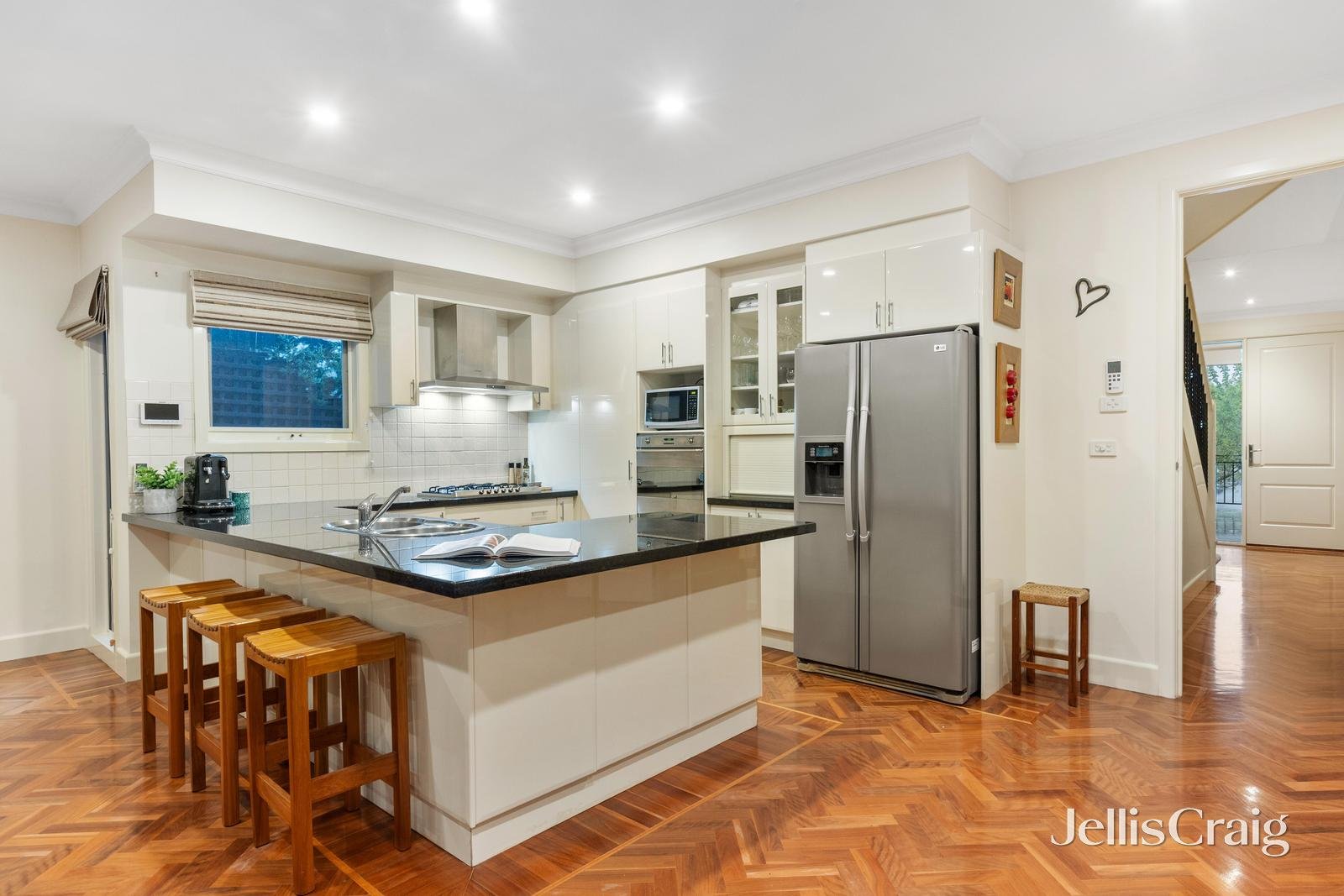 328 Balwyn Road, Balwyn North image 2
