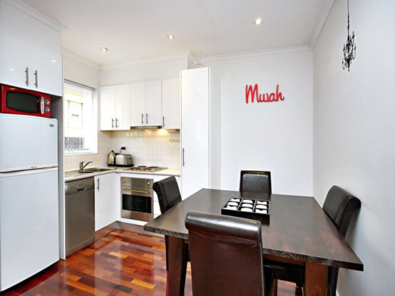 3/28 Daly Street, Brunswick West image 2