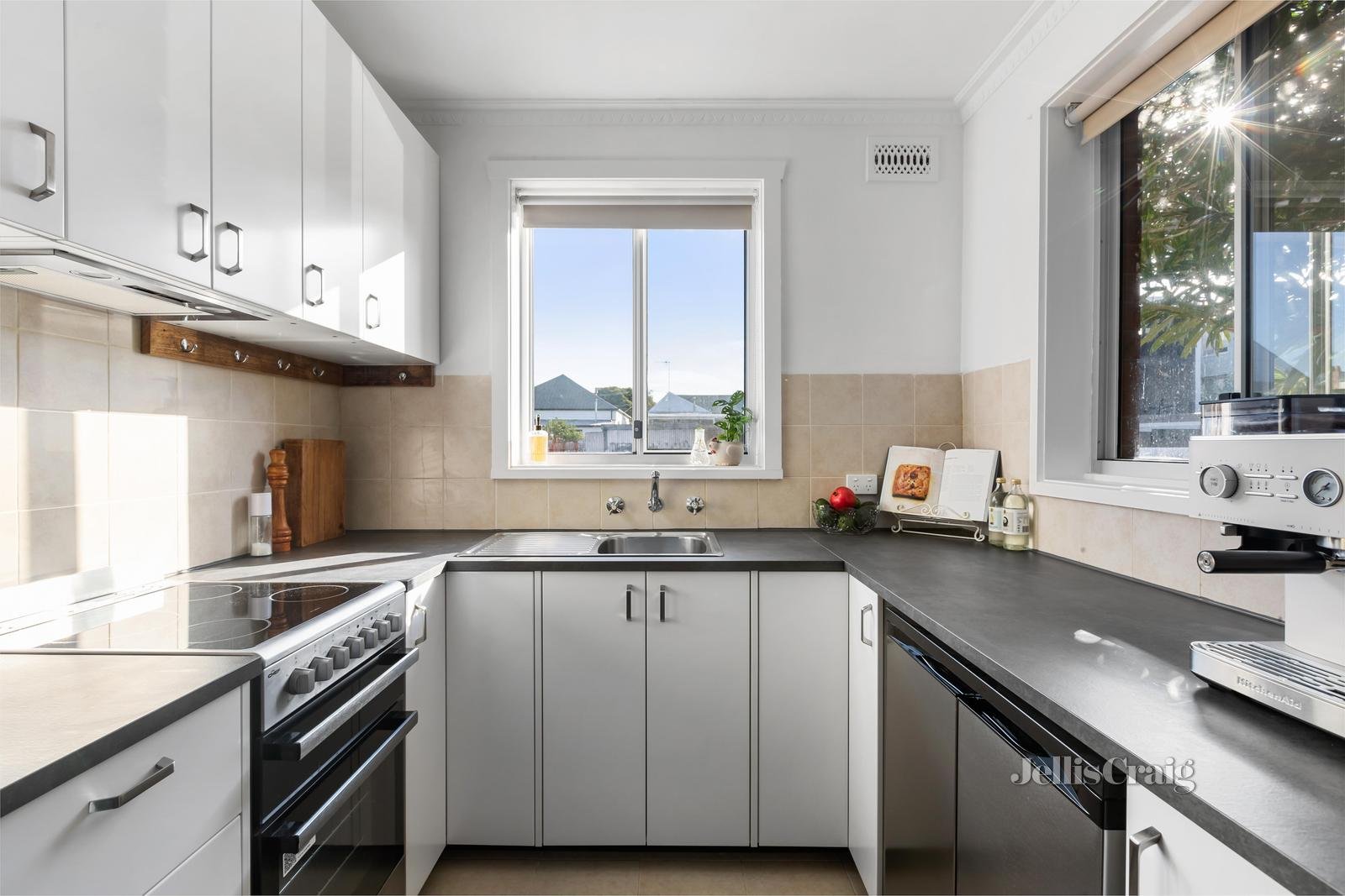 3/28 Davison Street, Richmond image 2
