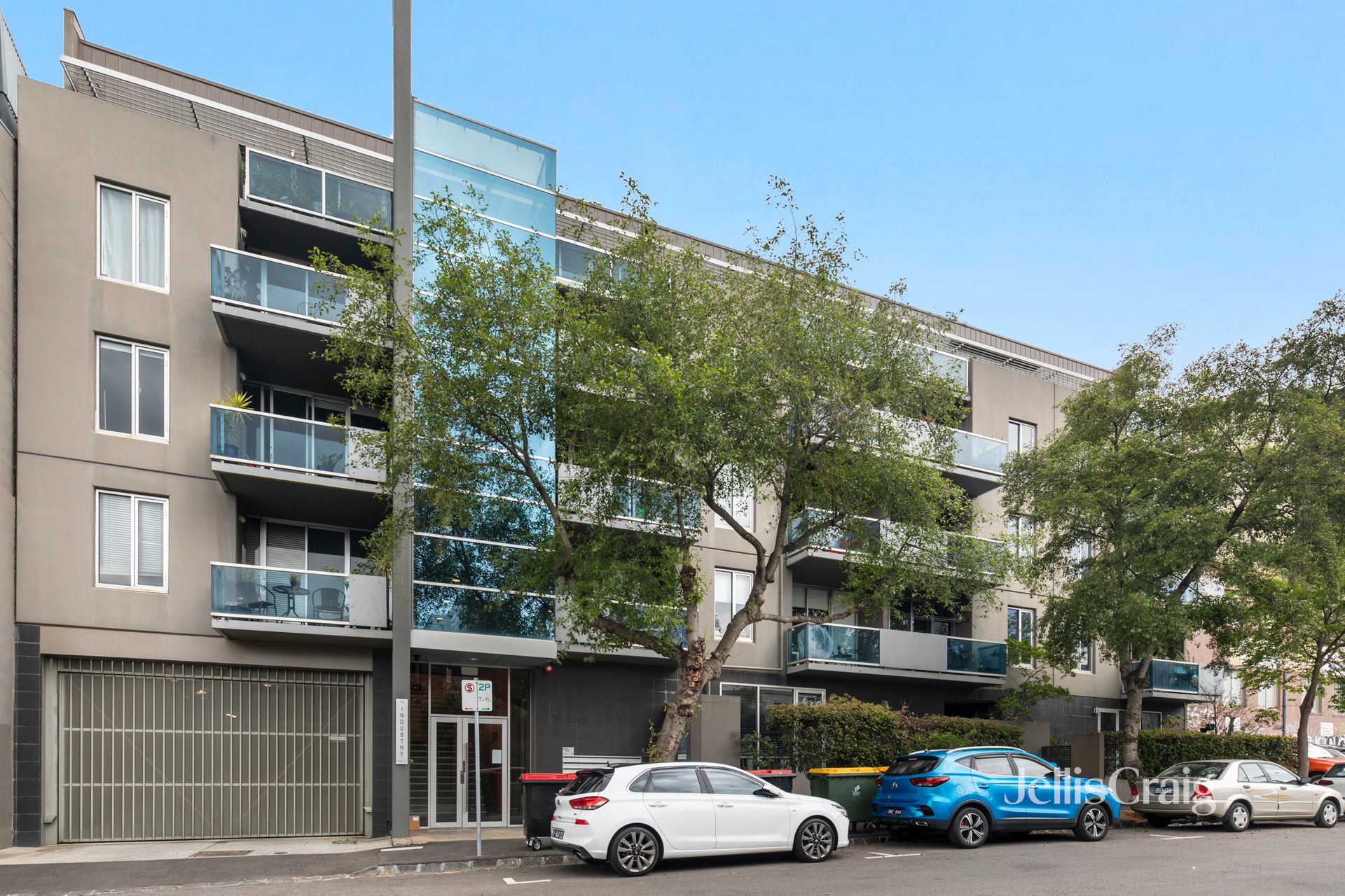 32/8 Hull St, Richmond image 6