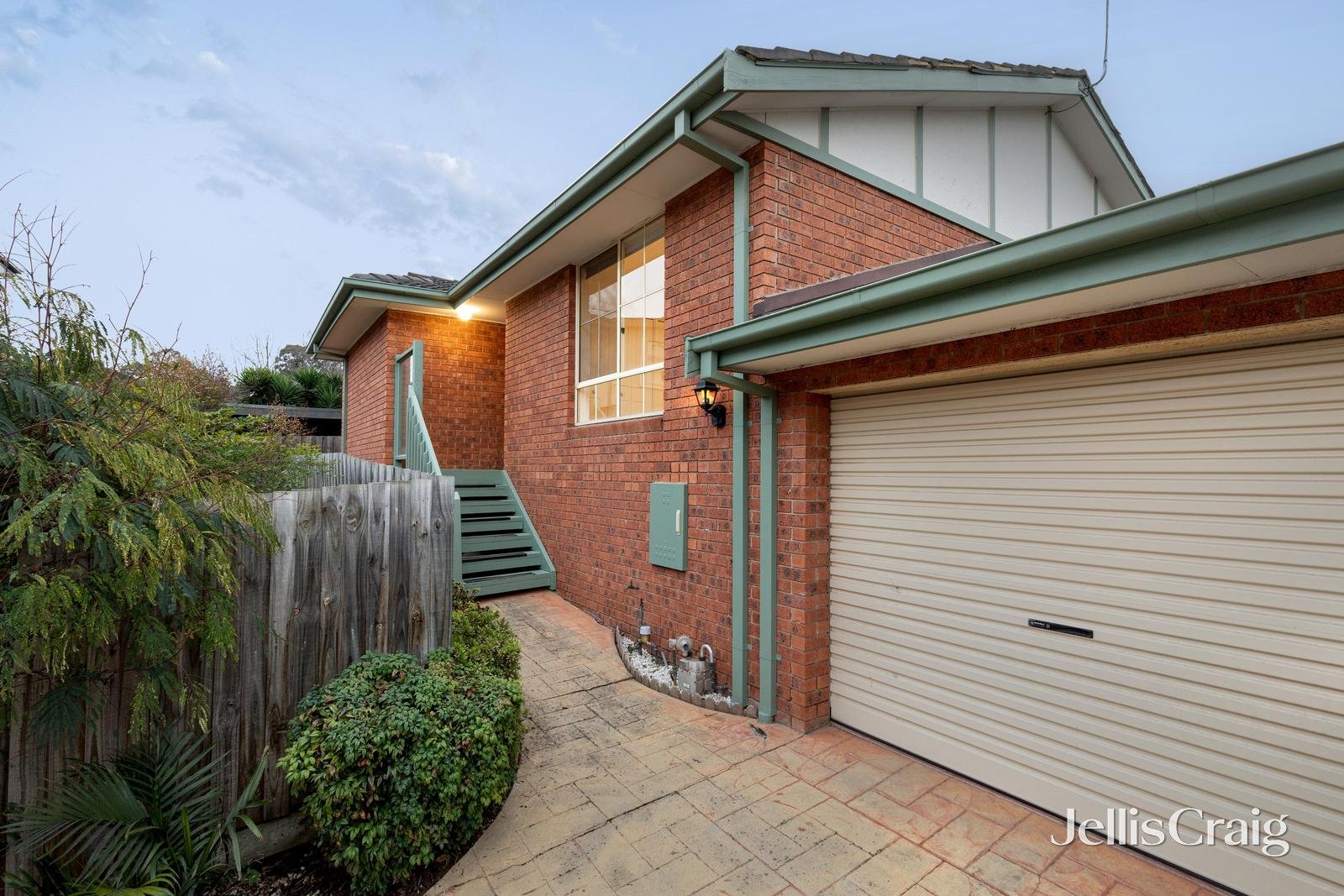 3/28 Lorimer Street, Greensborough image 1