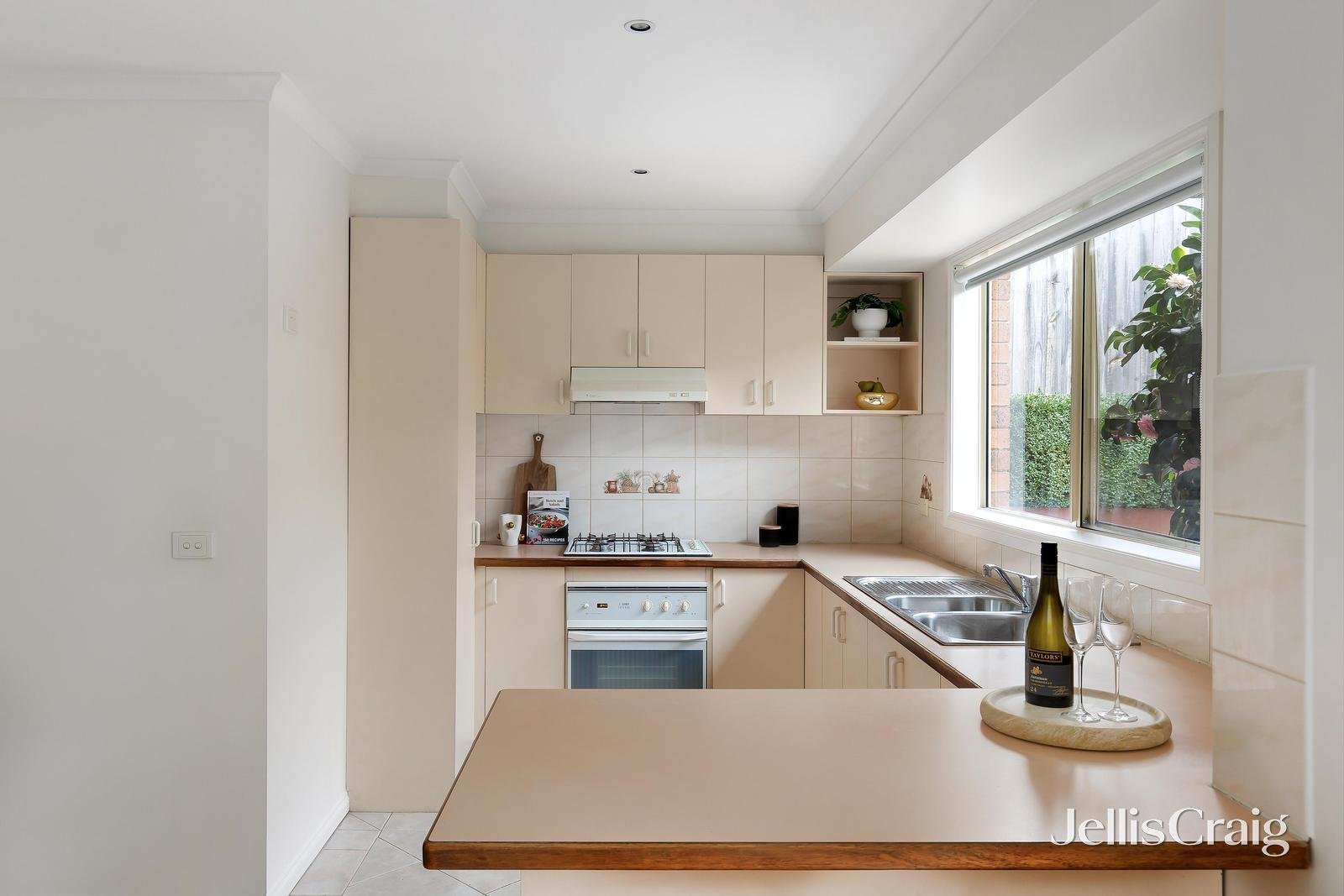 3/28 Lorimer Street, Greensborough image 6
