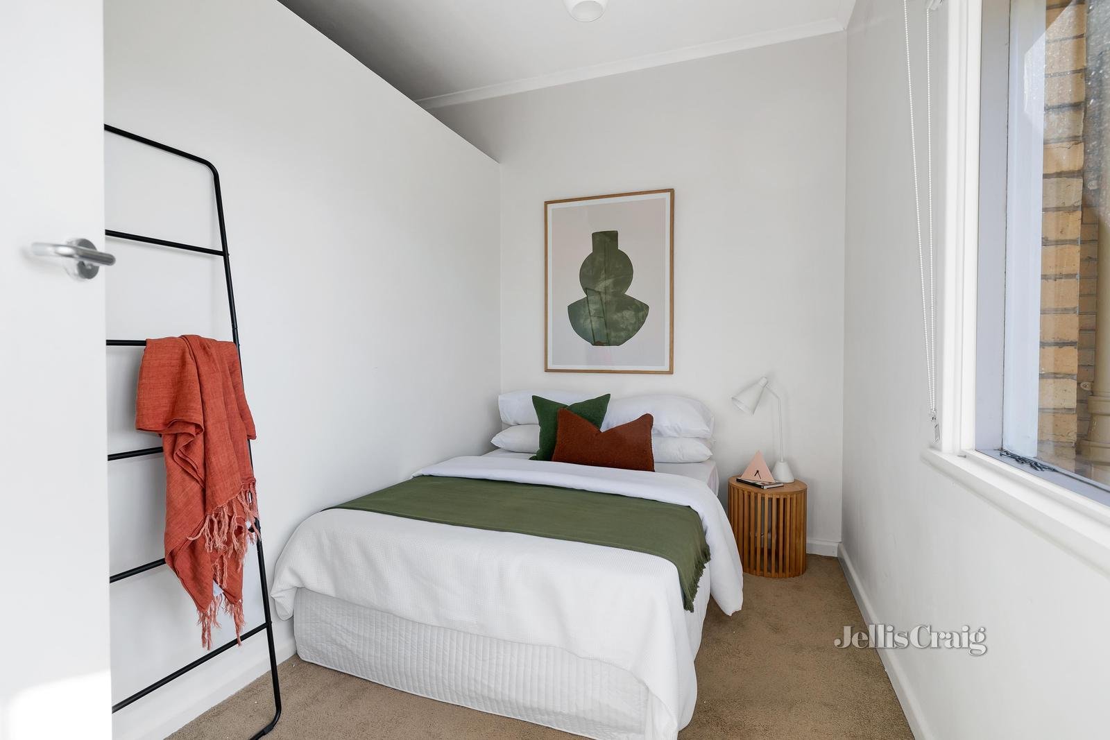 3/28 Mathoura Road, Toorak image 5
