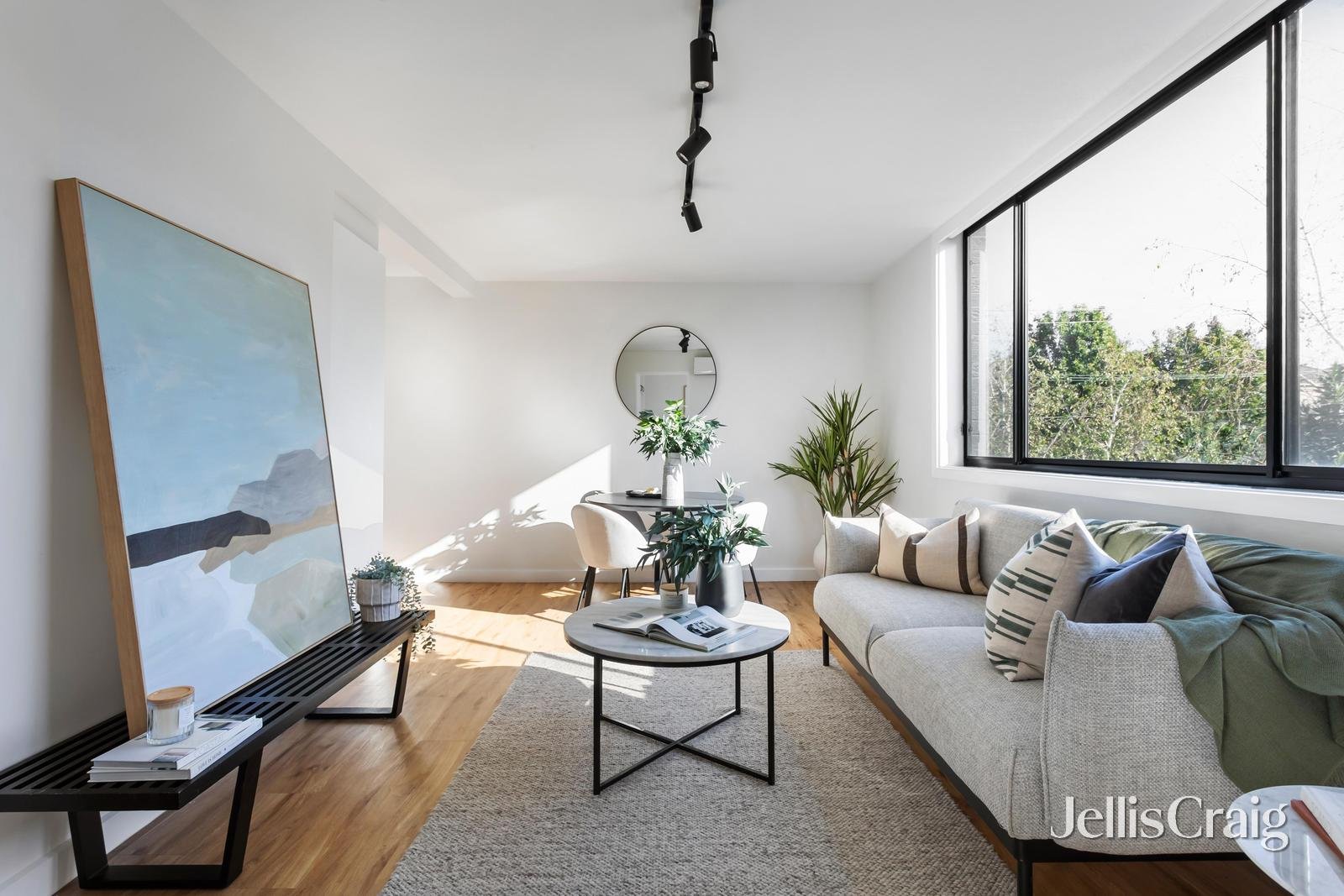 3/28 McArthur Street, Malvern image 2