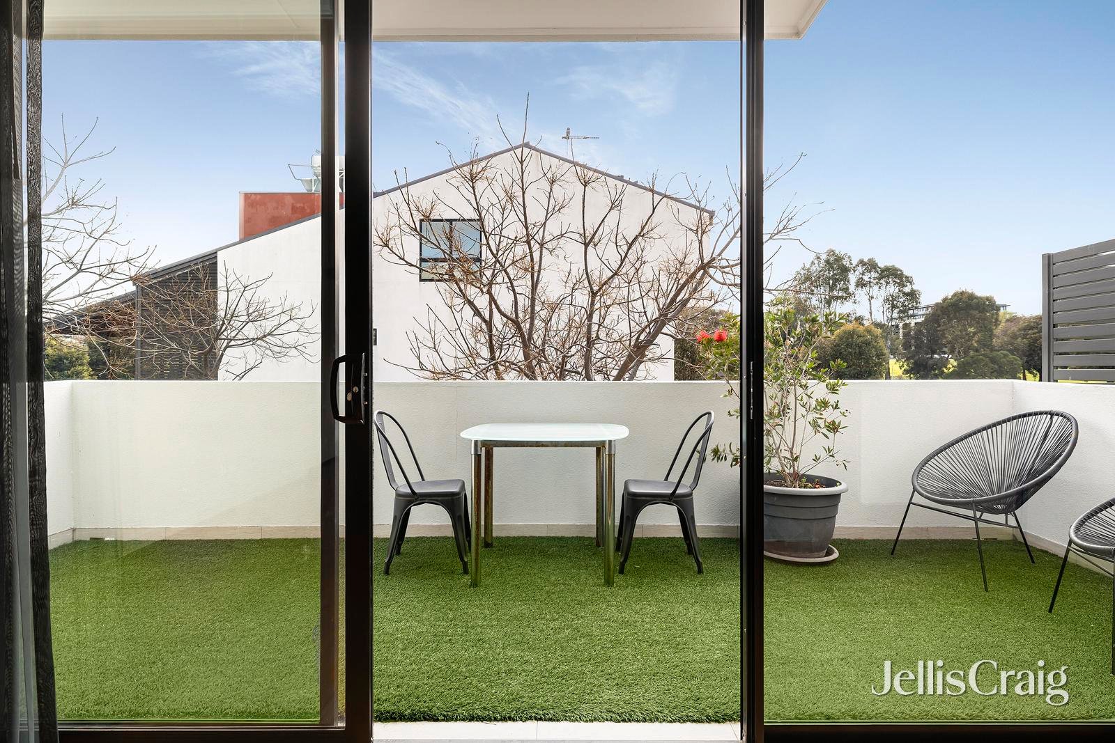 3/28 Salisbury Street, Yarraville image 9