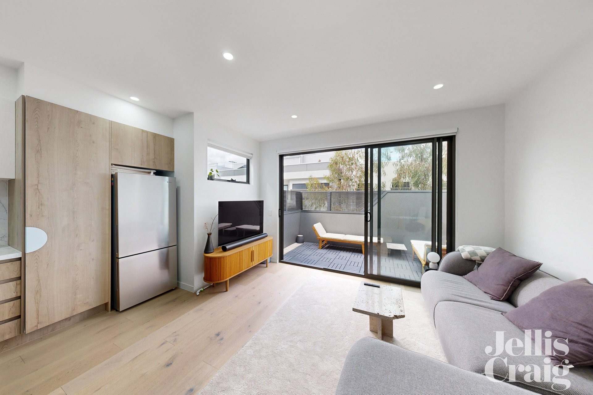 3/28 Sandown Road, Ascot Vale image 5