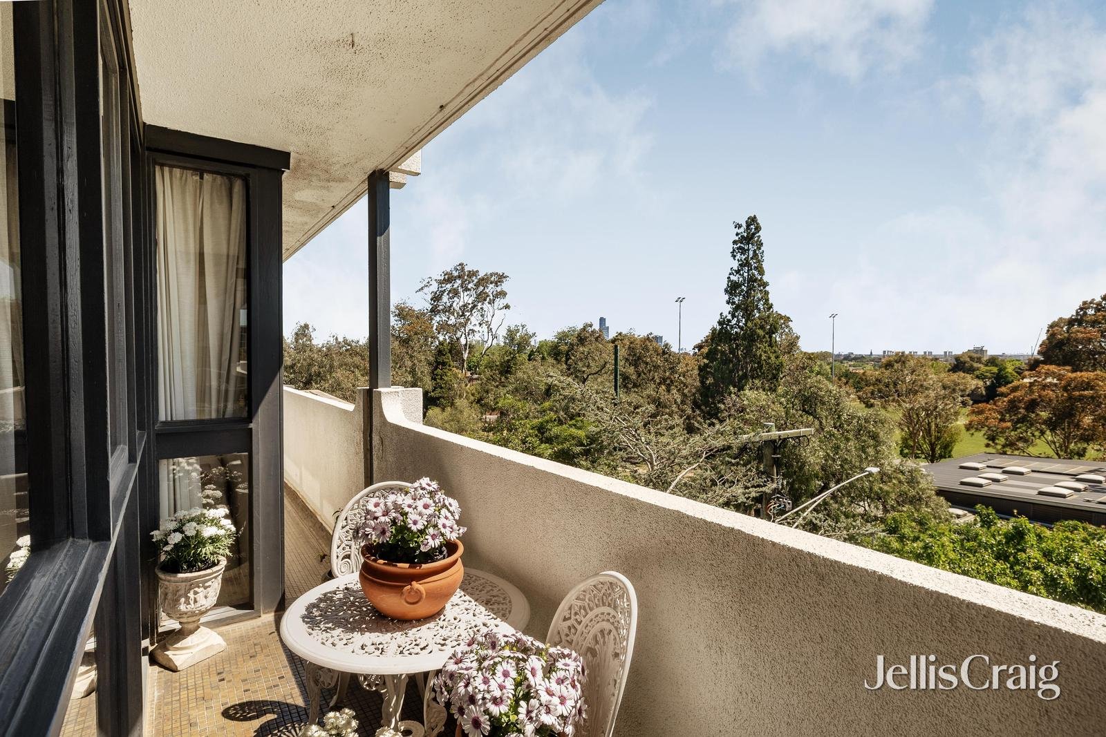 32/8 Sydney Street, Prahran image 3
