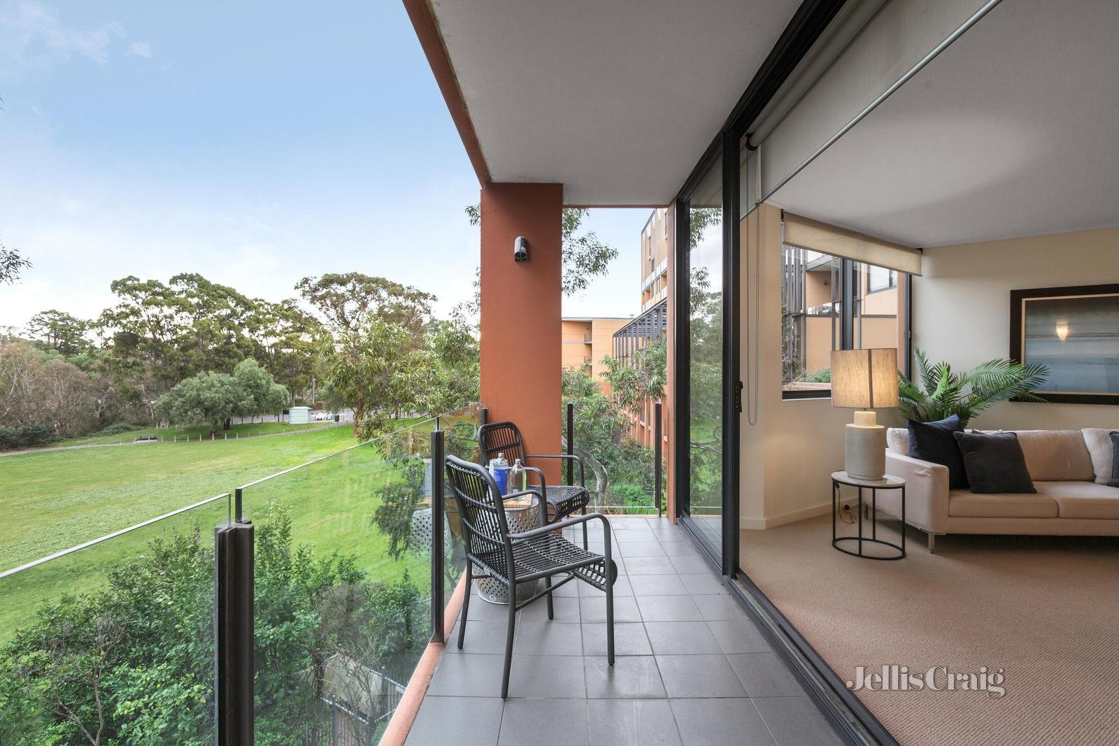 32/8 Wallen Road, Hawthorn image 1