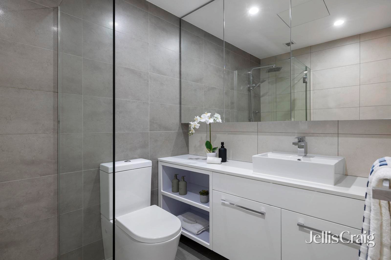 3/29 Loranne Street, Bentleigh image 10