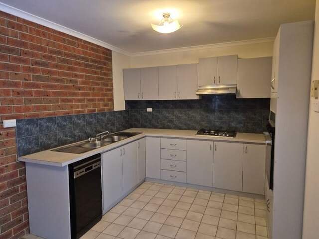 3/29 Royal Avenue, Essendon North image 2