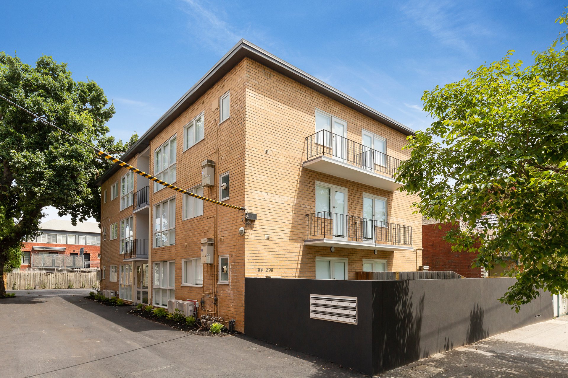 3/294 Ferrars Street, South Melbourne image 6