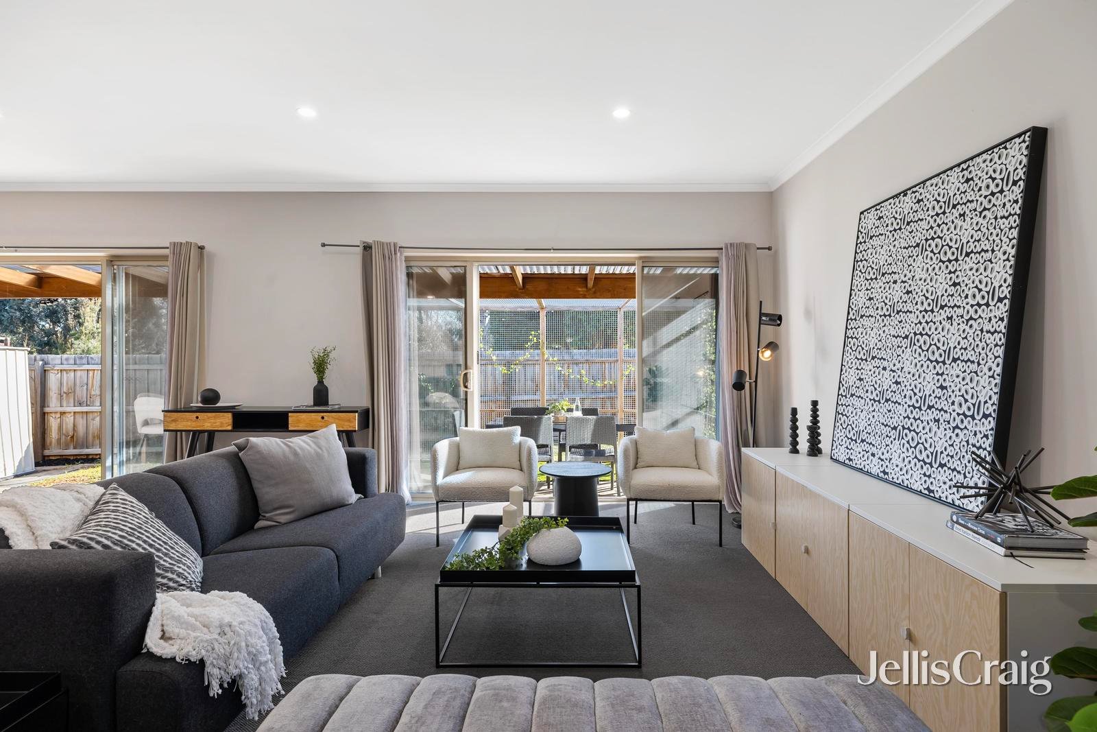 3/297 Liberty Parade, Heidelberg&nbsp;West image 2