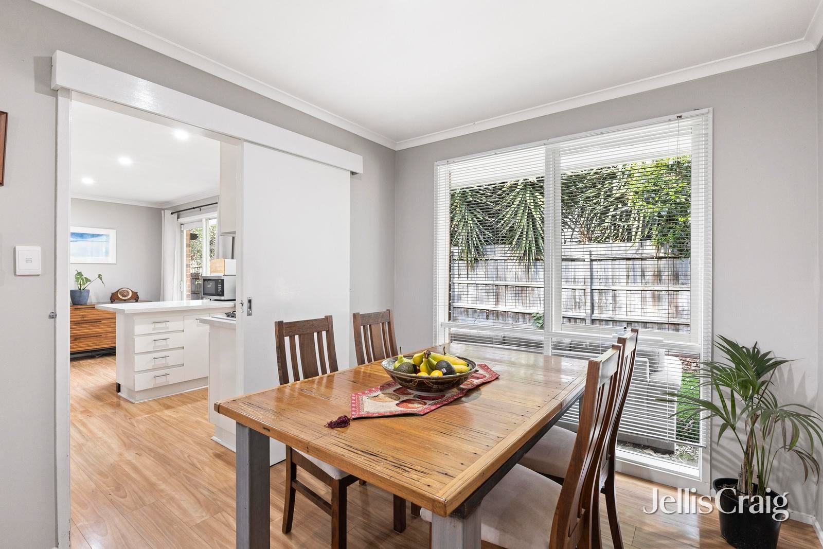 3/298 Canterbury Road, Heathmont image 4