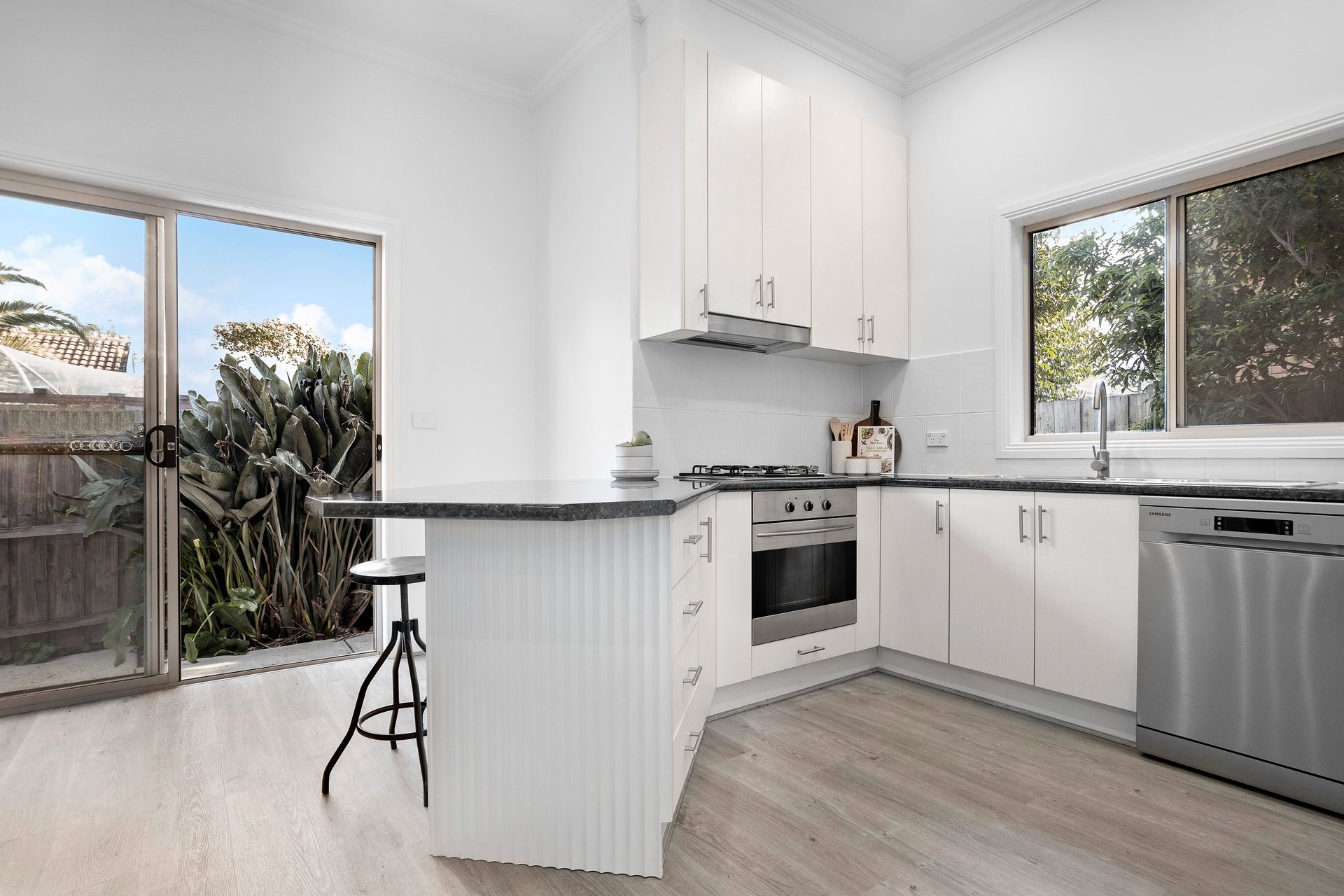 Property Gallery Thumbnail 2