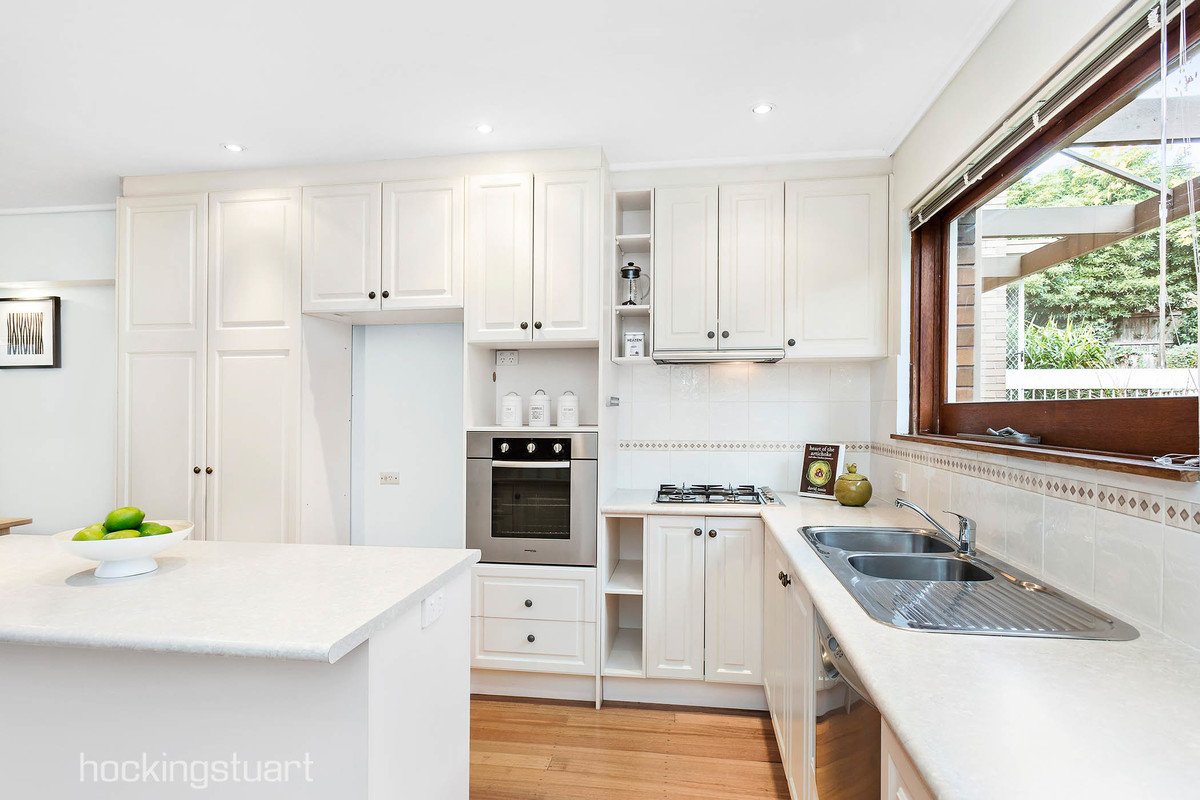3/2A Fenwick Street, Kew image 3