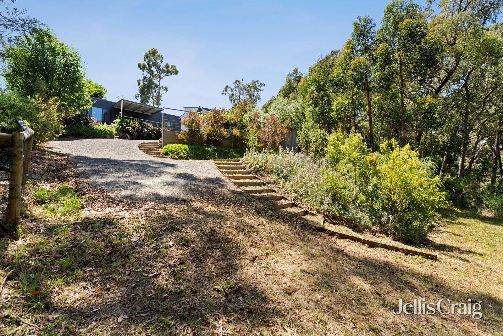 32A Hepburn Road, Daylesford image 2