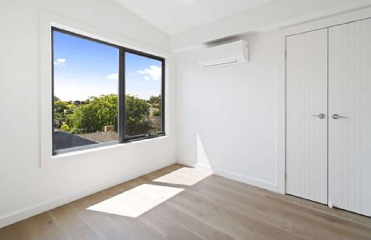 3/2a Hotham Street, Templestowe Lower image 3