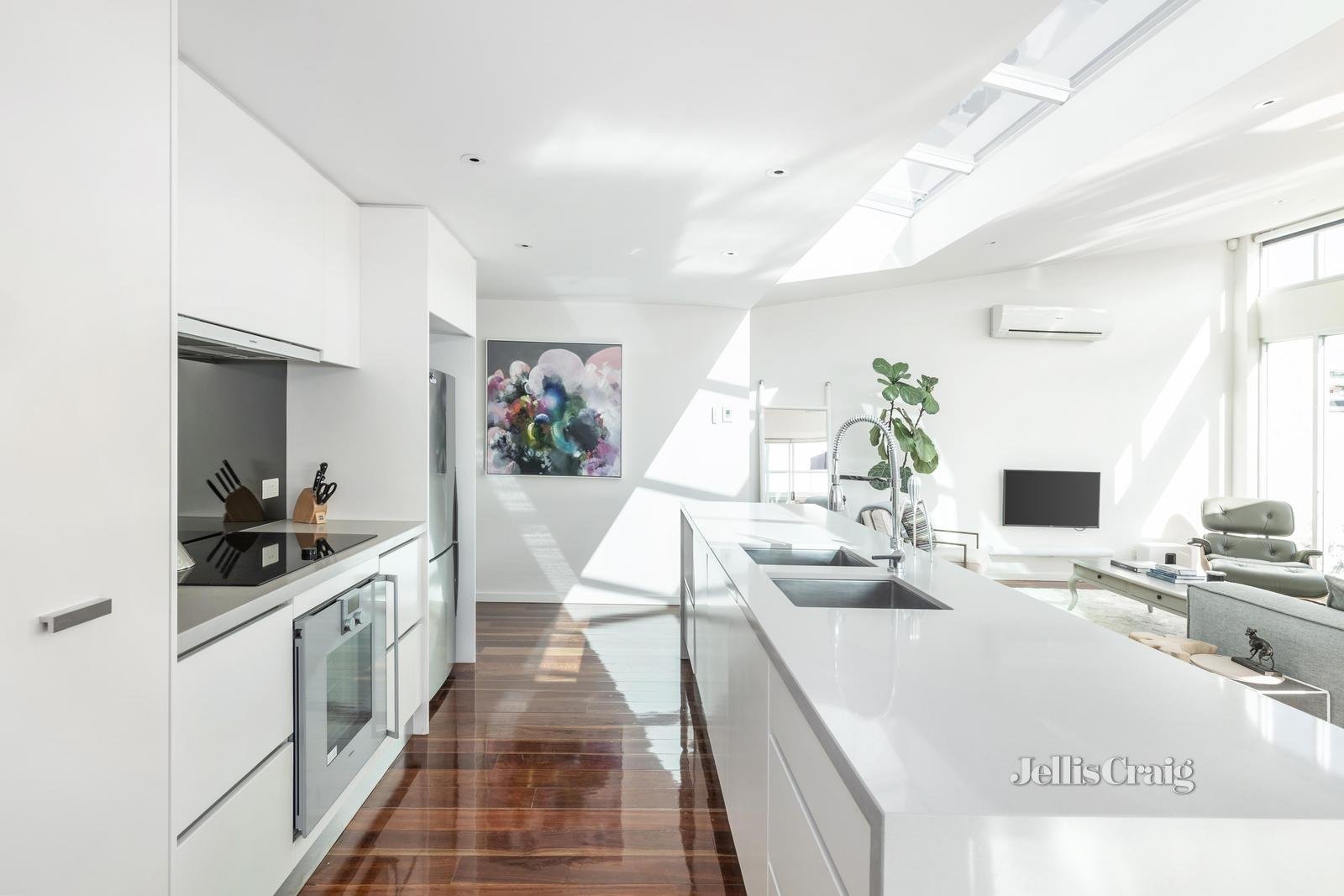 3/2A Montgomery Street, Richmond image 5