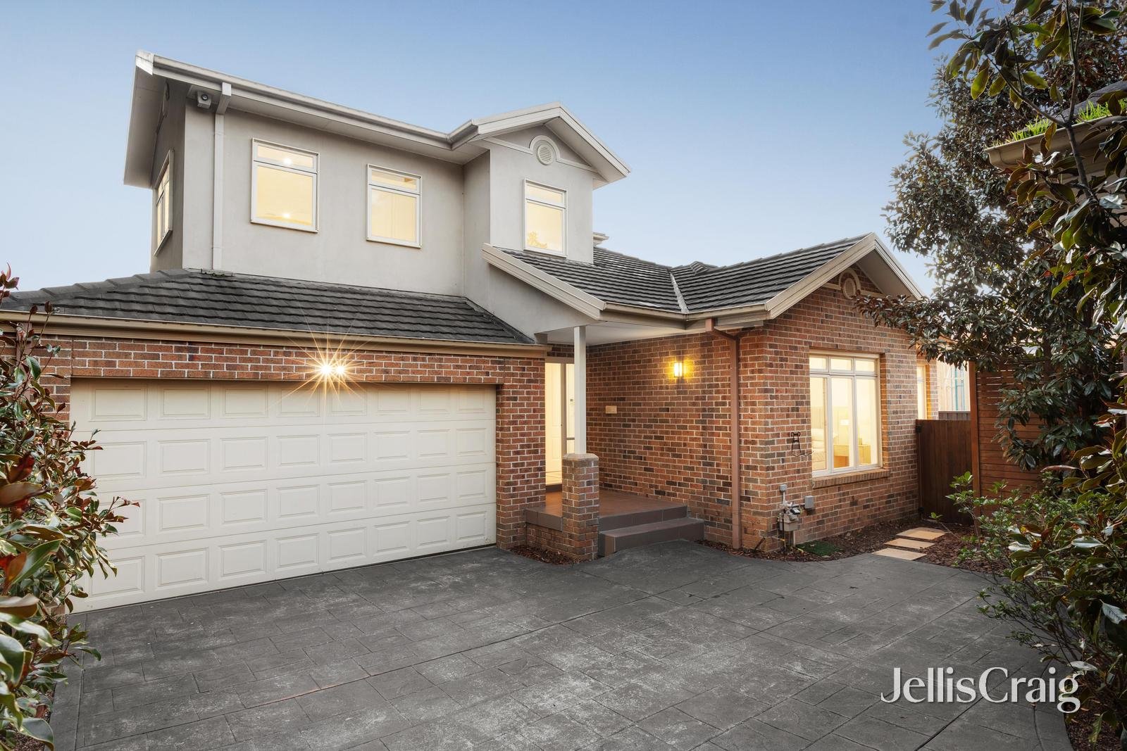 32A Nott Street, Balwyn image 1