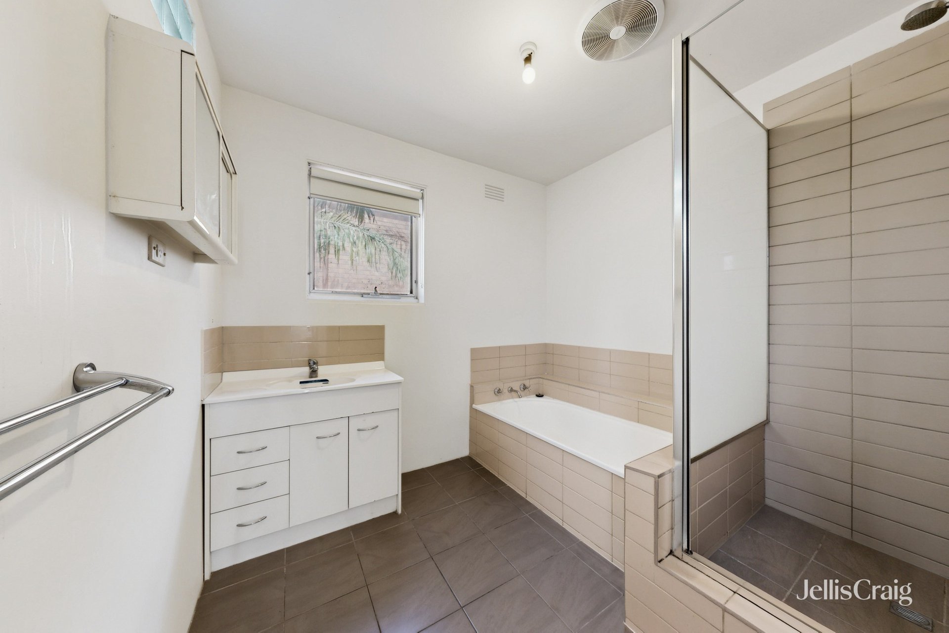 3/2a Orange Grove, Camberwell image 7