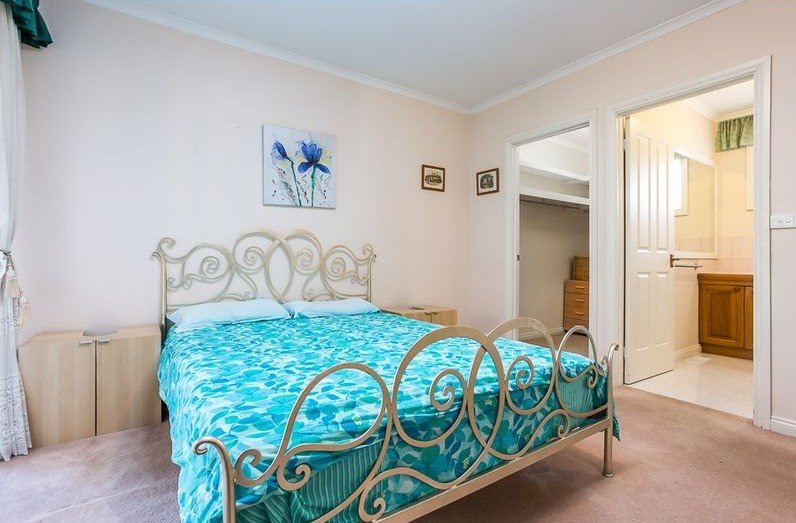 3/2a Tyrrell Street, Mont Albert North image 6