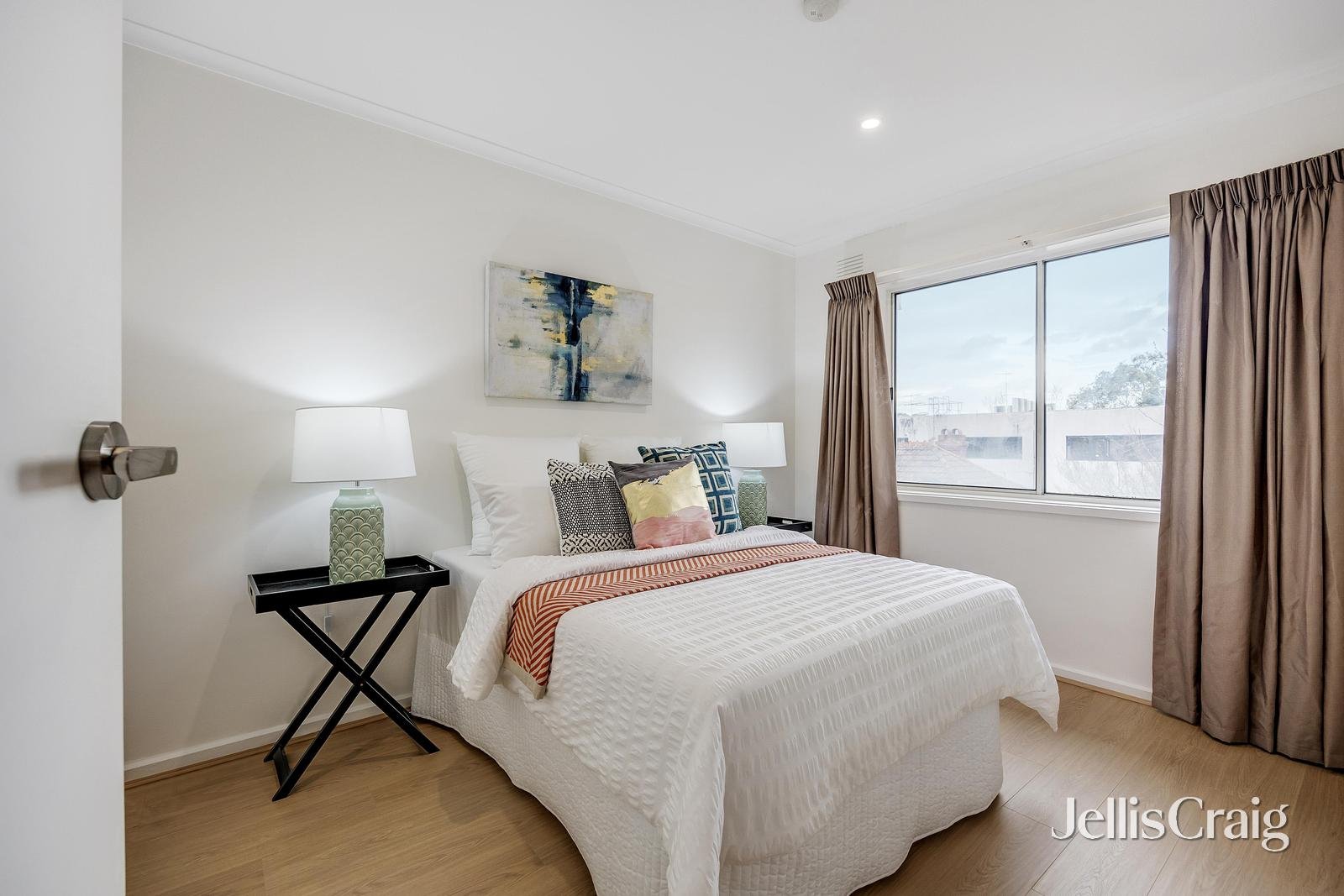 3/2A Wattle Valley Road, Canterbury image 8