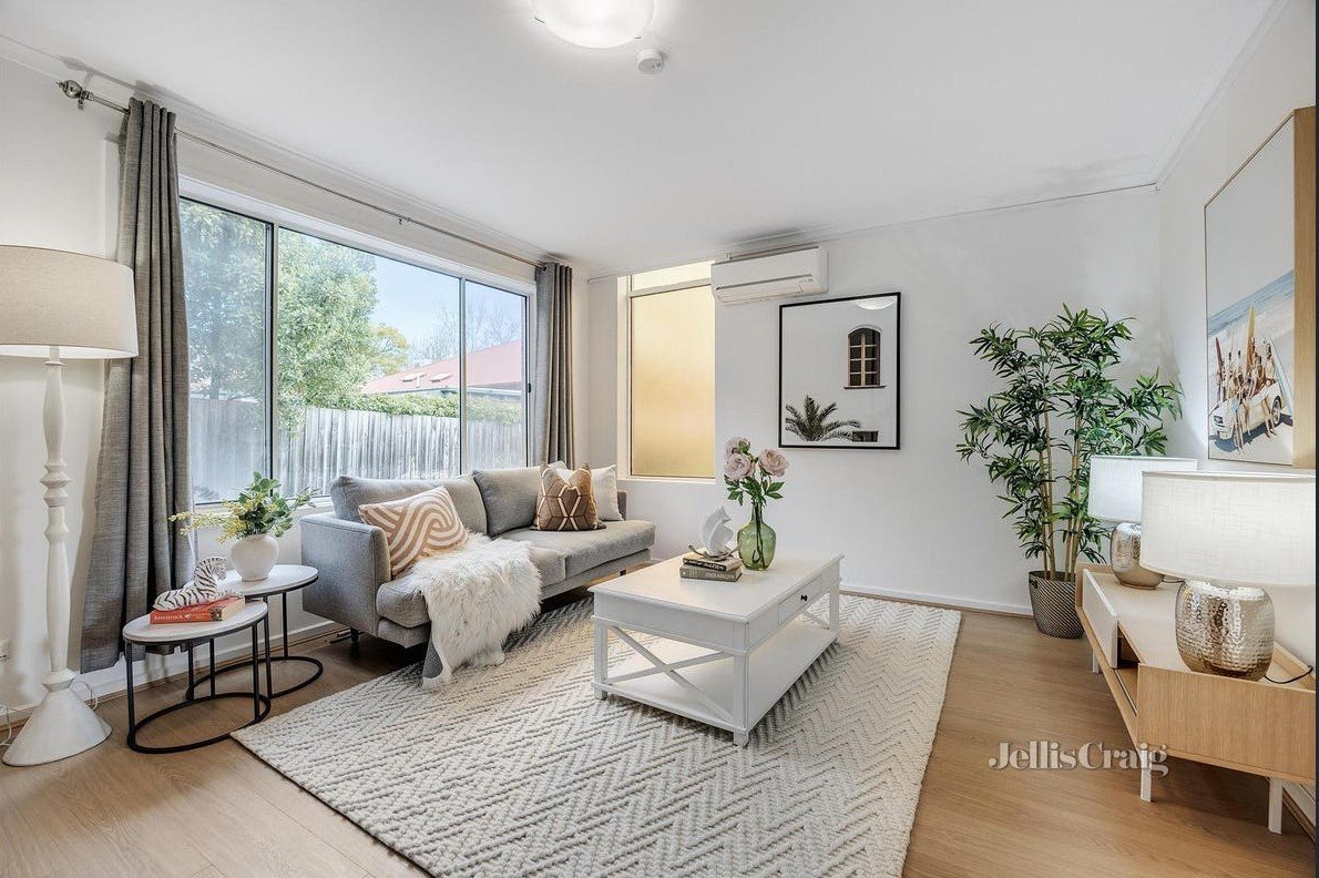 3/2A Wattle Valley Road, Canterbury image 3