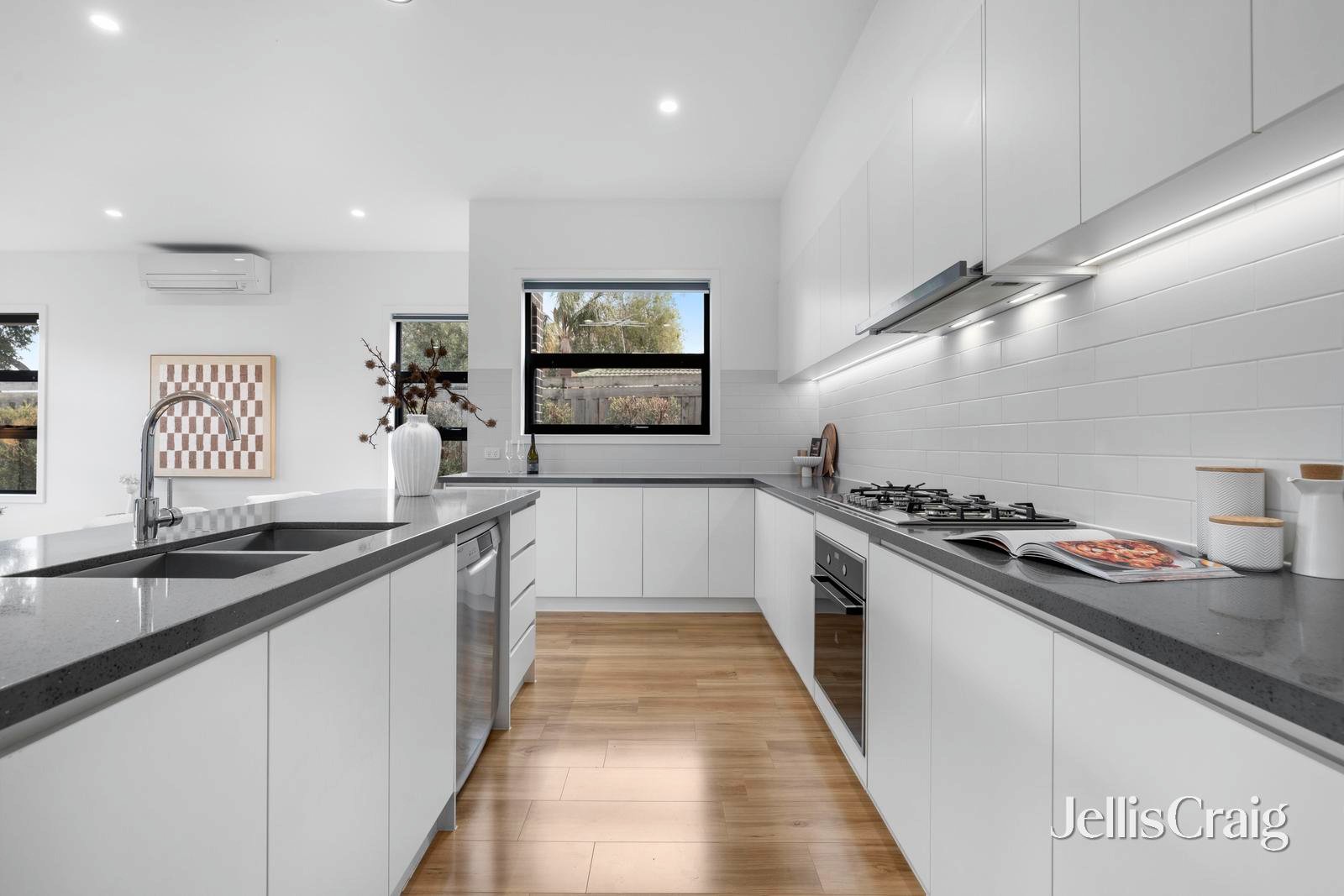 32b Michele Drive, Scoresby image 4