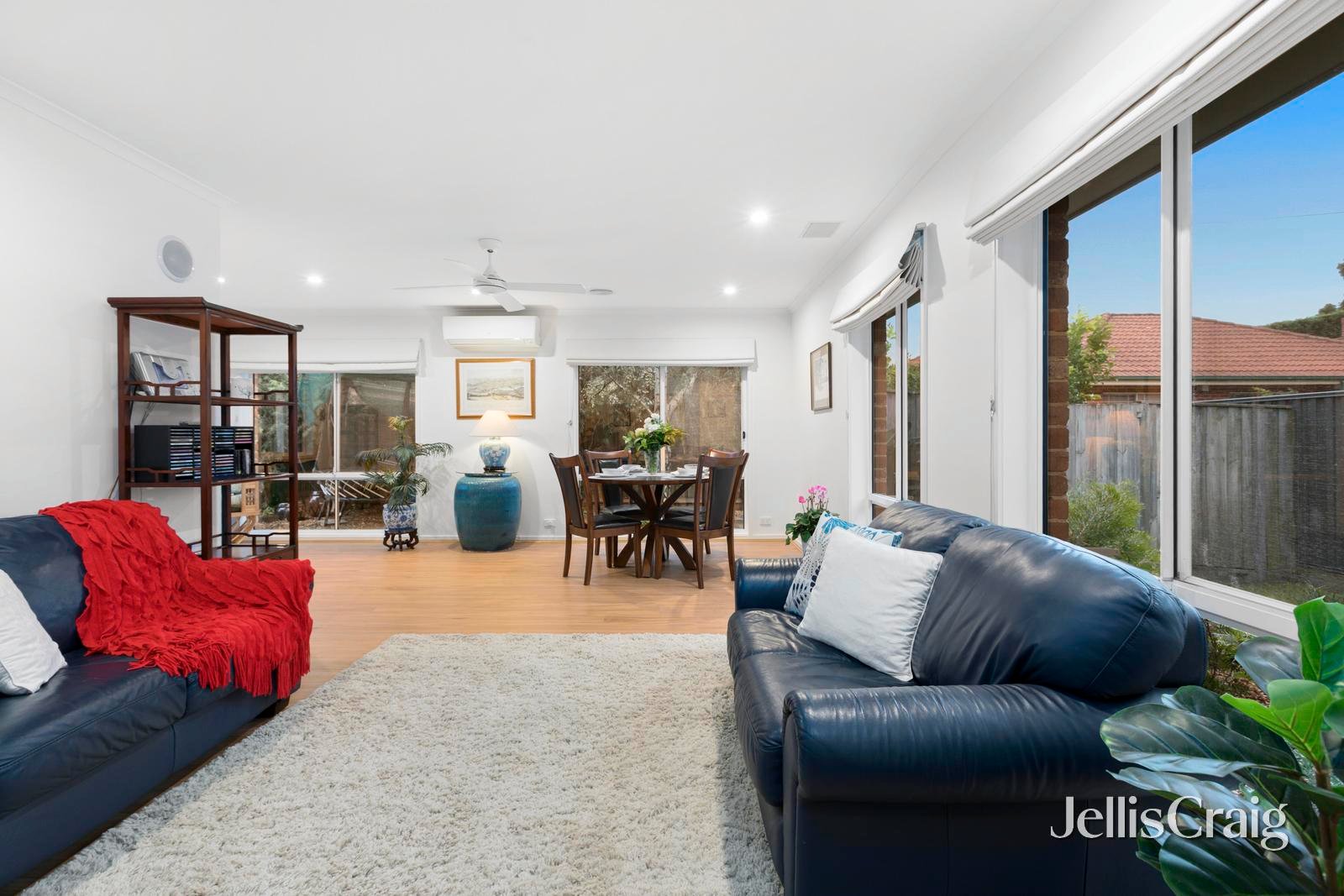 32B Oak Street, Bentleigh image 2