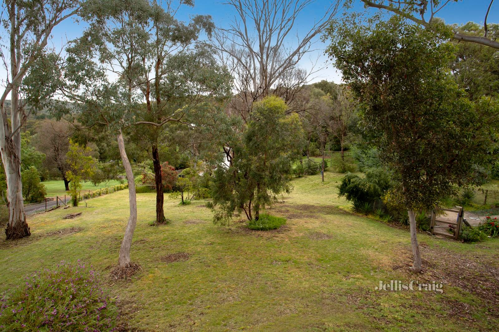 33 Aton Street, North Warrandyte image 8