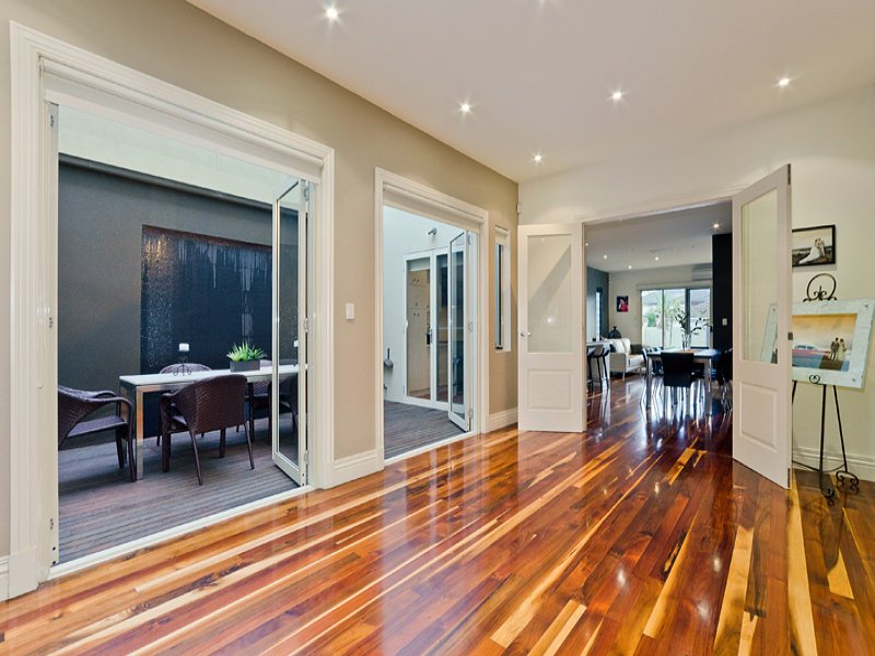 33 Bates Drive, Williamstown image 5