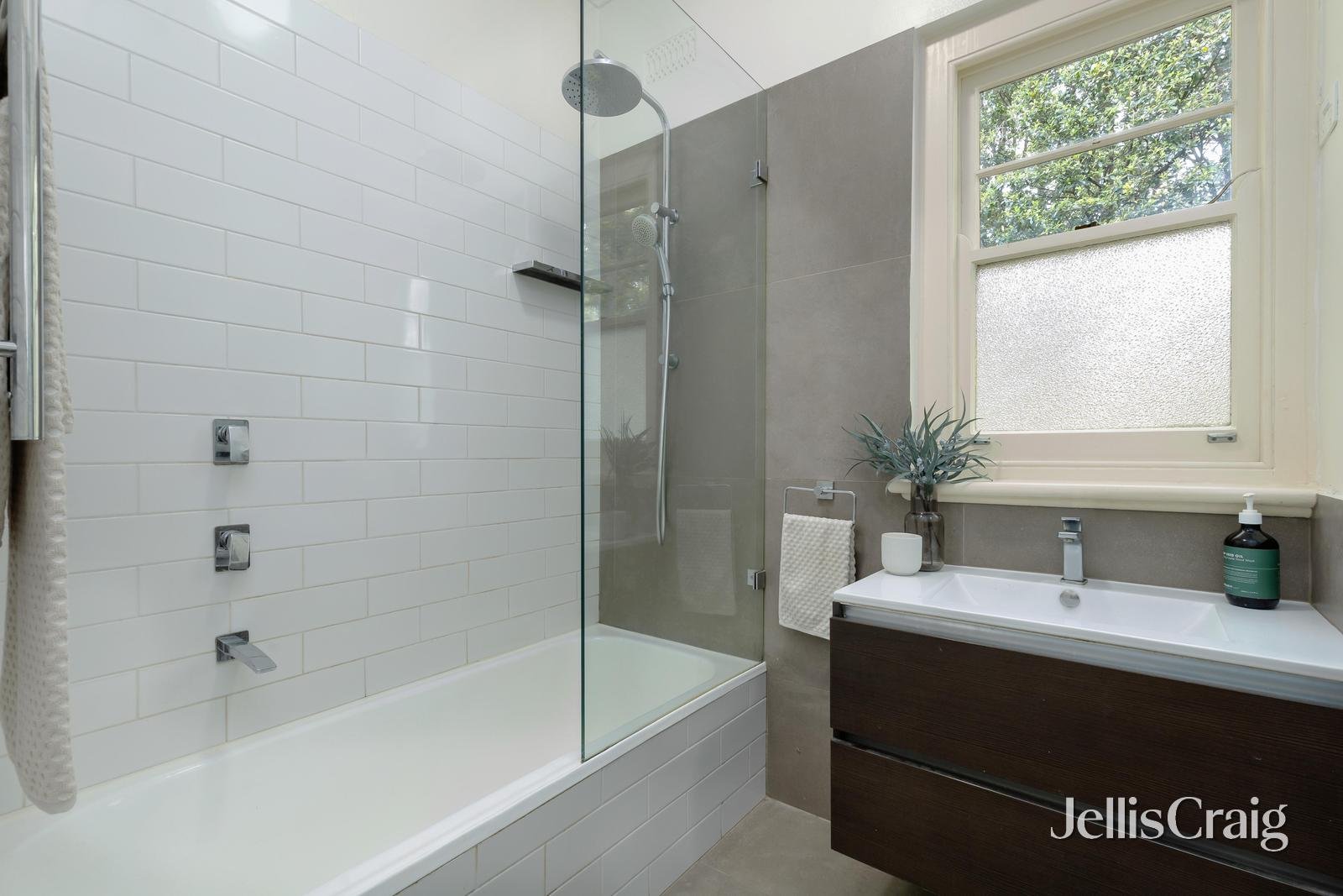 3/3 Bates Street, Malvern East image 10