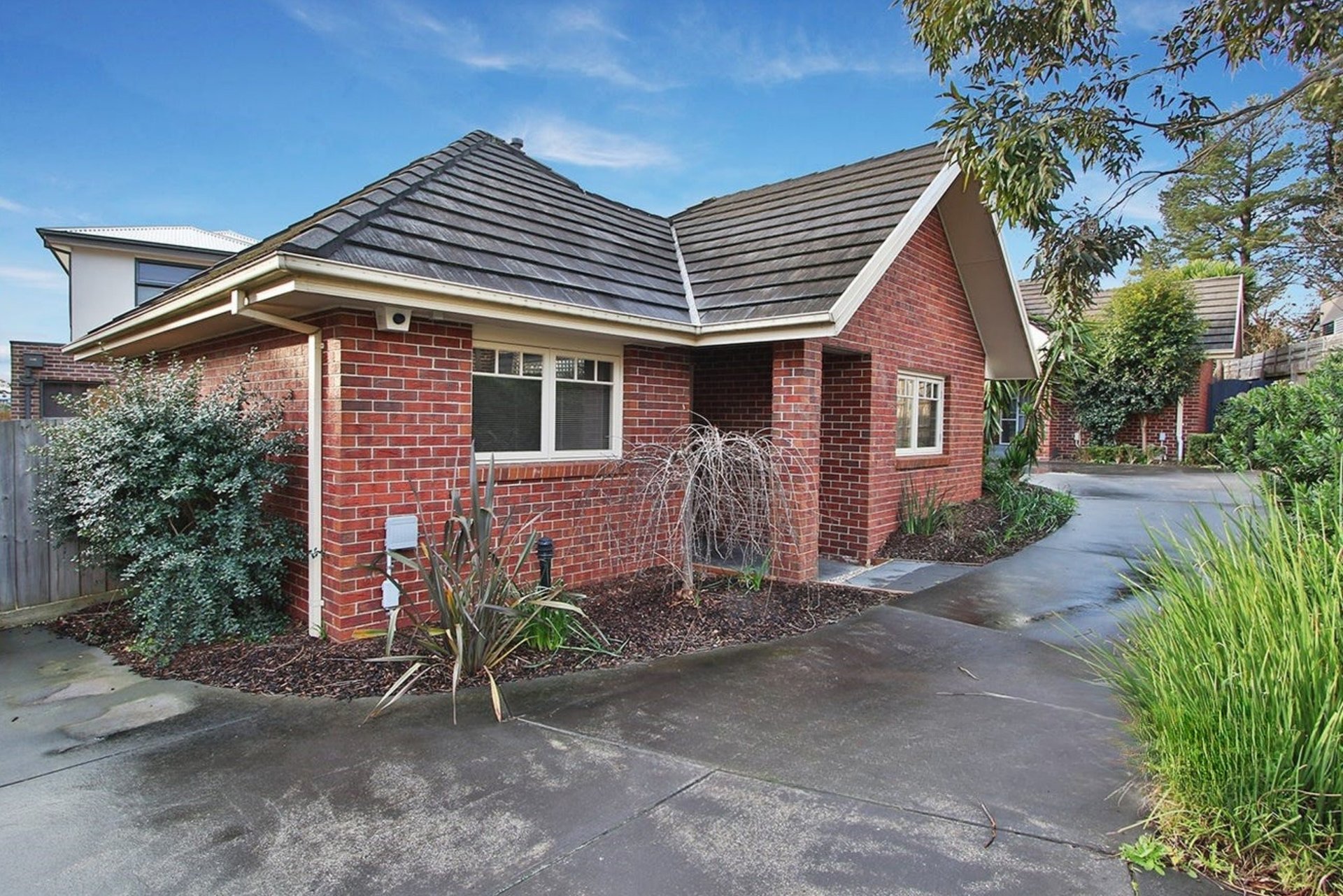 3/3 Bowen Road, Doncaster&nbsp;East image 1