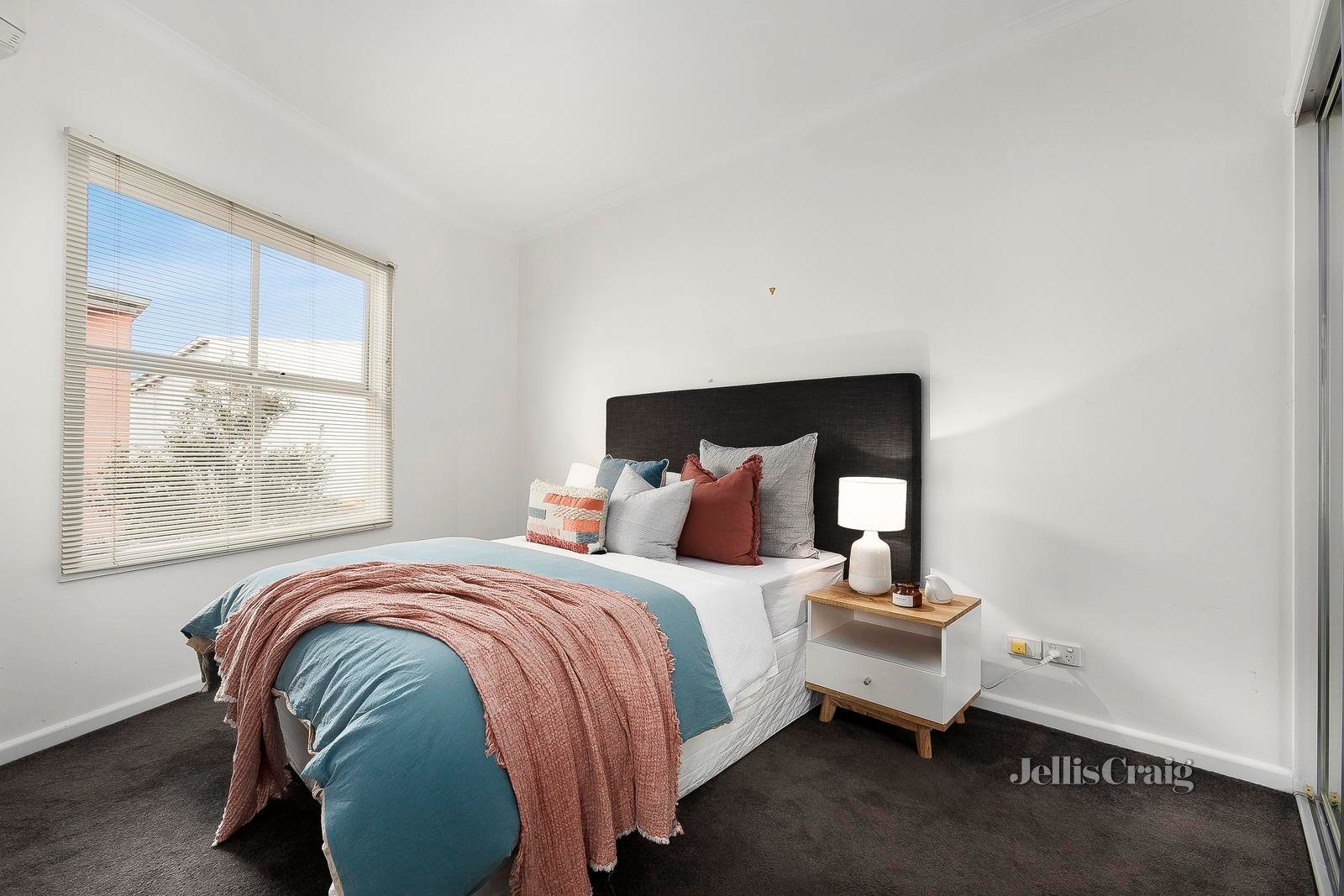 33 Brickworks Drive, Brunswick image 5