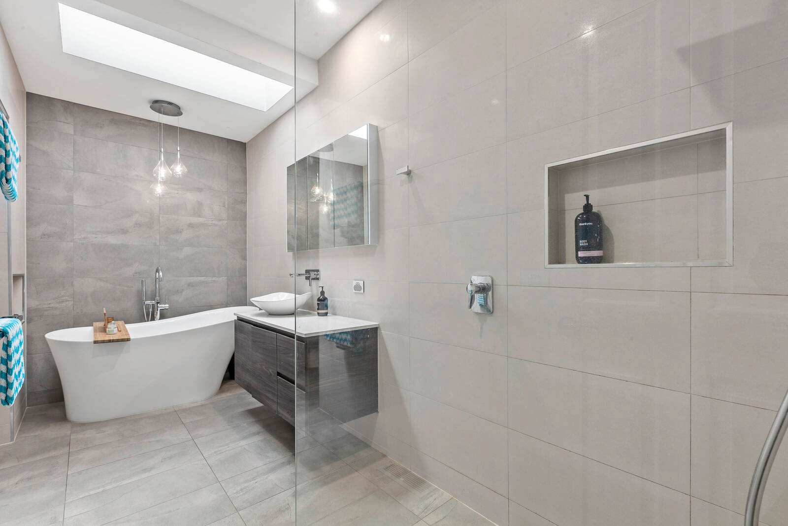 Property Gallery Thumbnail 8