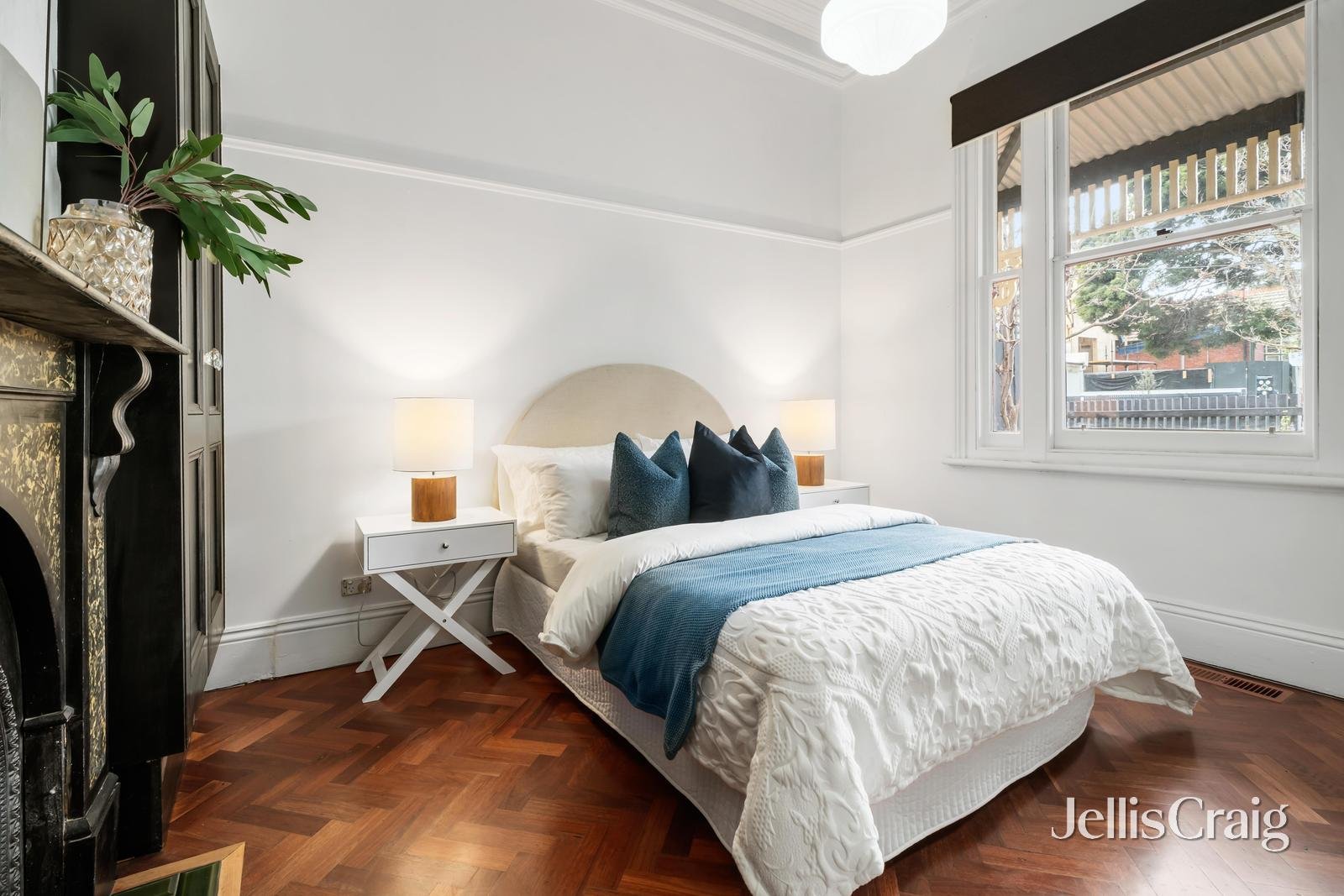 33 Canterbury Road, Toorak image 9