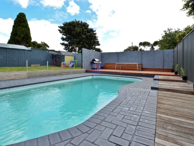 33 Carroll Street, Leopold image 9