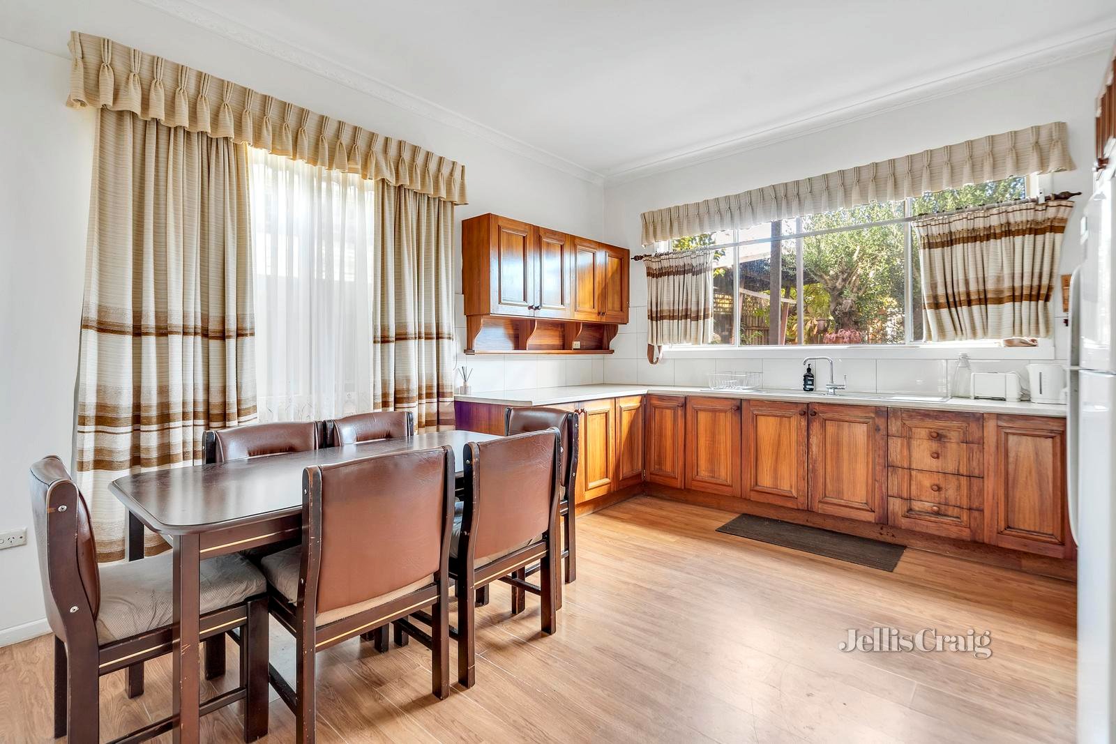 33 Cook Street, Brunswick West image 4