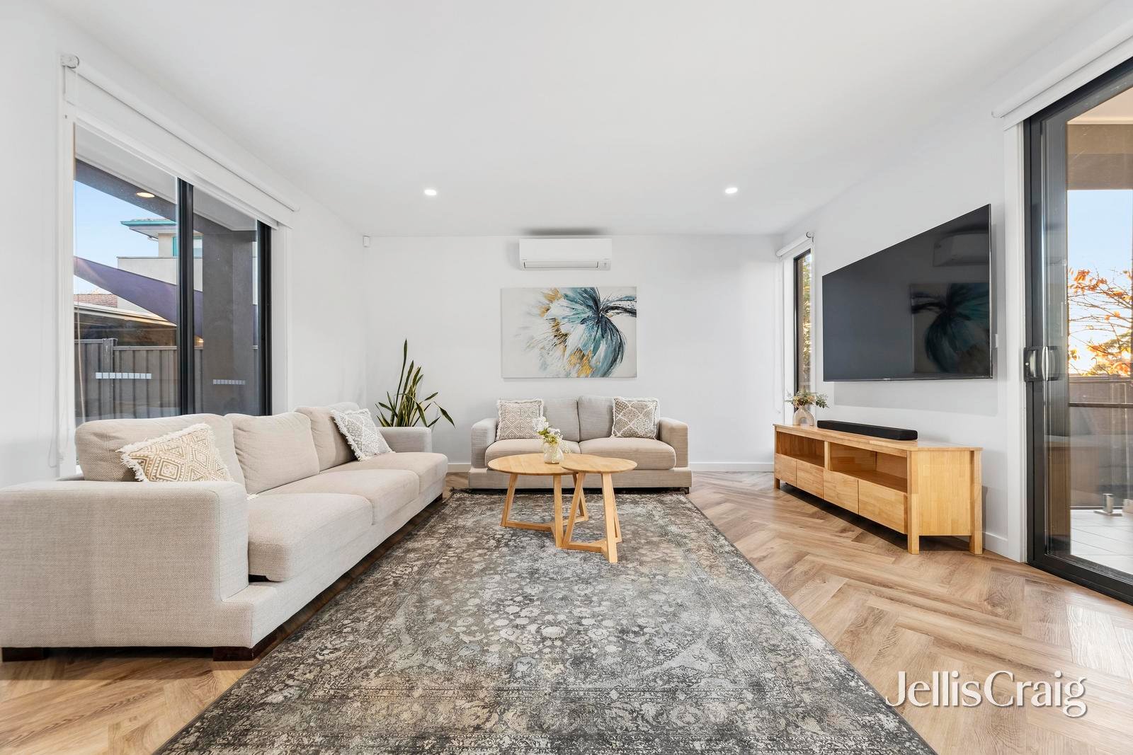 3/3 Darbyshire Road, Mount&nbsp;Waverley image 2