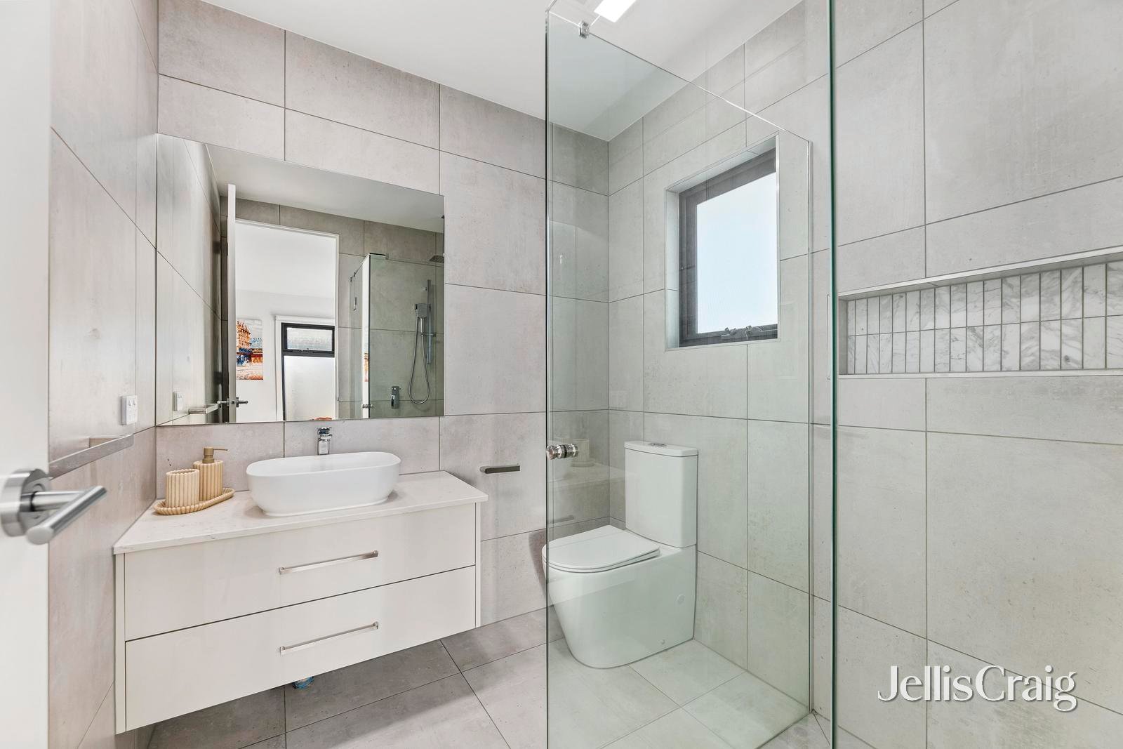 3/3 Darbyshire Road, Mount&nbsp;Waverley image 12