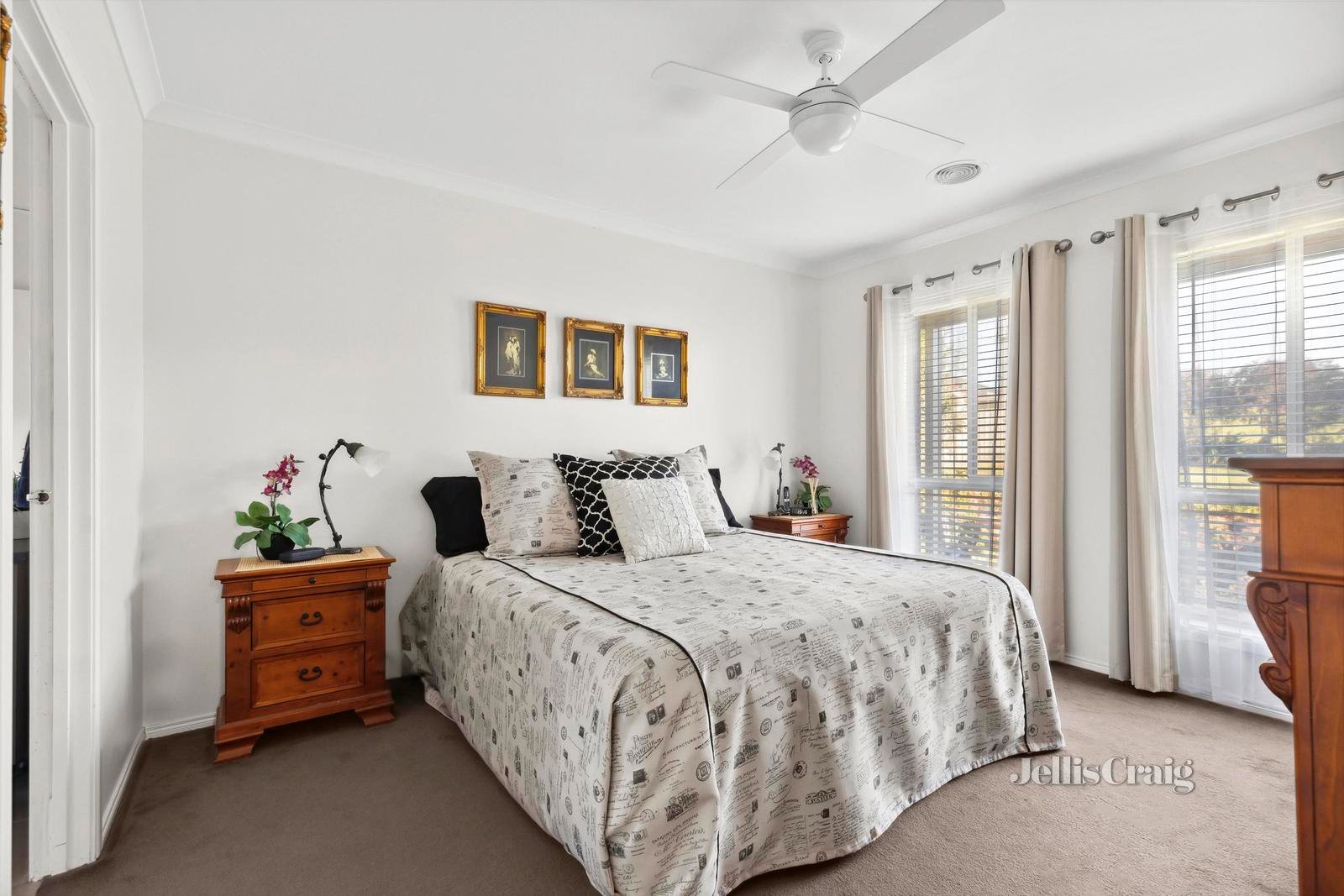 33 De Burgh Road, Drysdale image 9