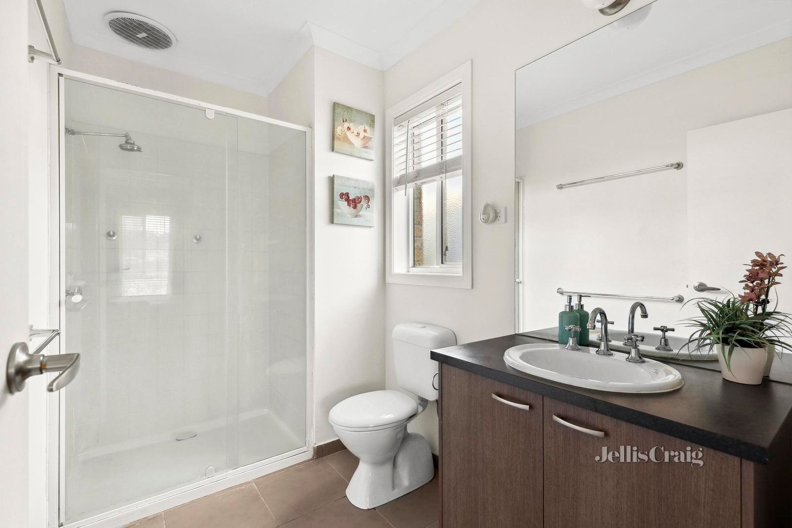 33 De Burgh Road, Drysdale image 14