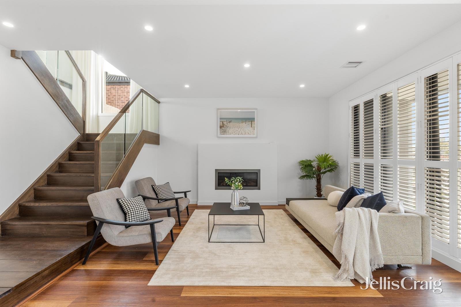 33 Diamond Avenue, Glen Waverley image 7