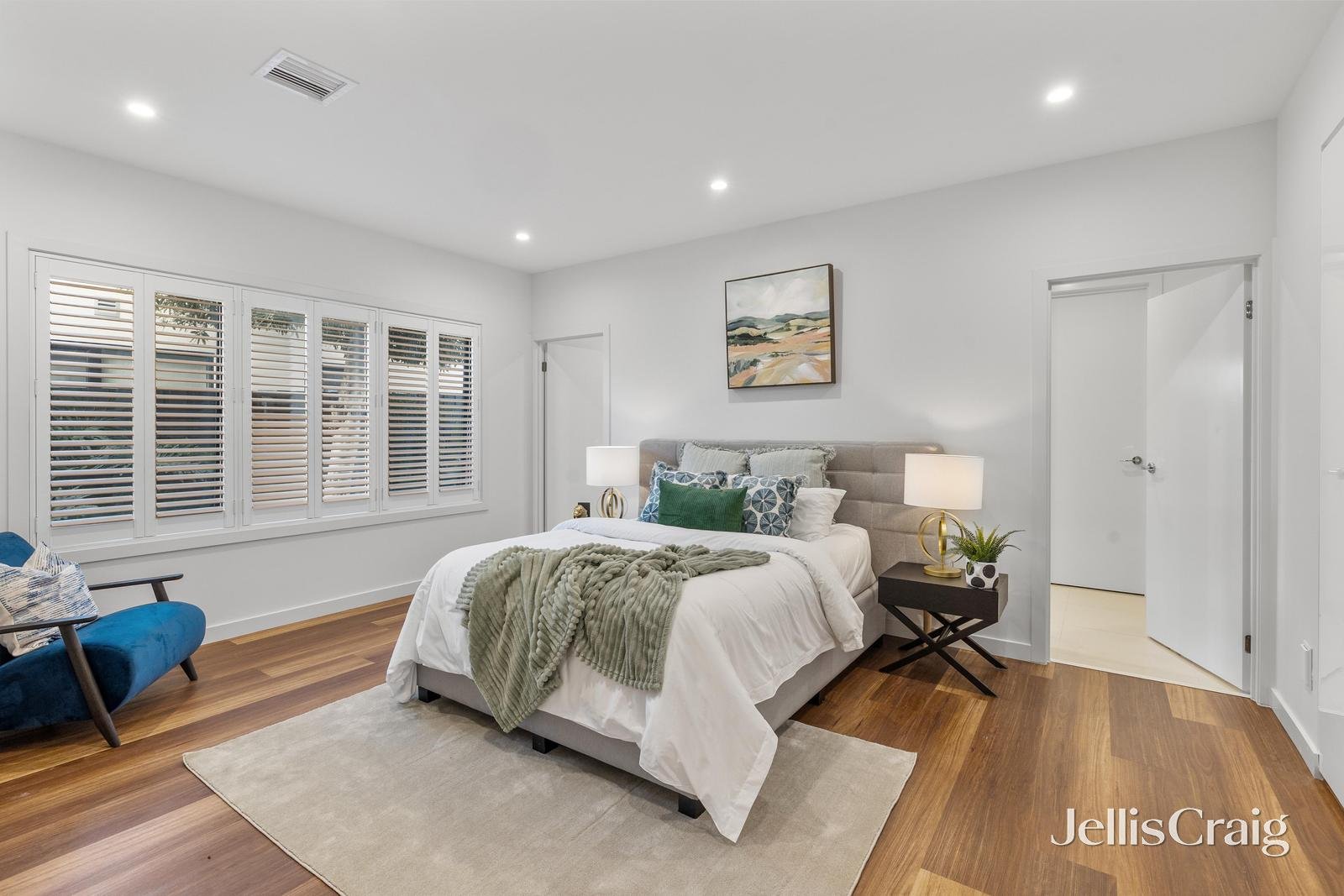 33 Diamond Avenue, Glen Waverley image 10