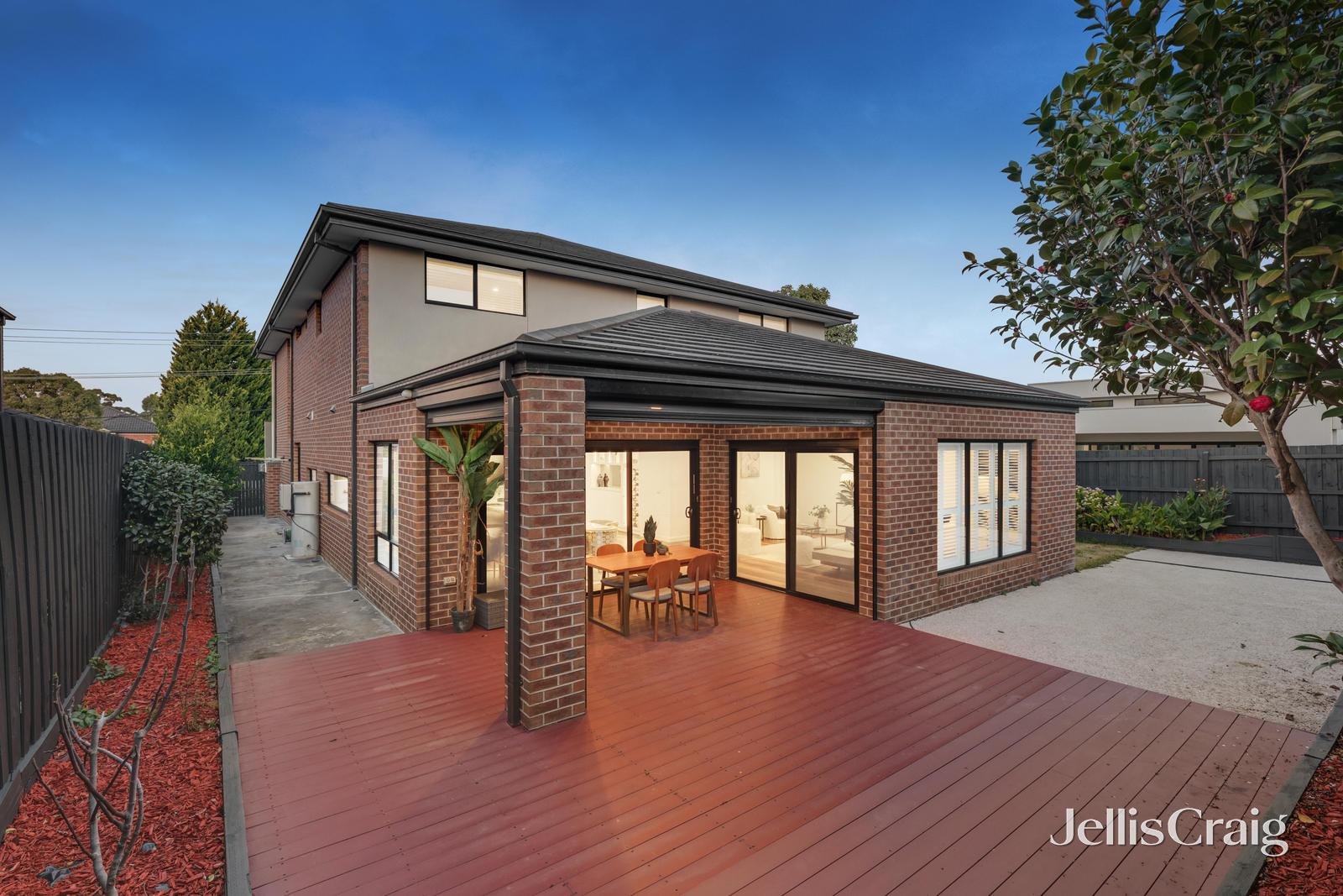 33 Diamond Avenue, Glen Waverley image 12