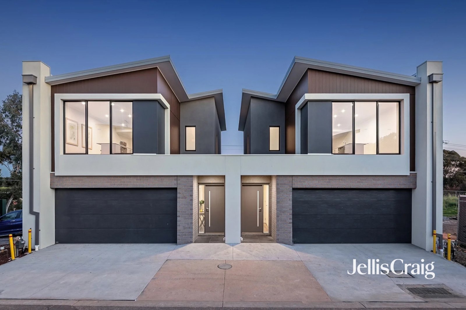 33 Diamond Boulevard, Greensborough image 1