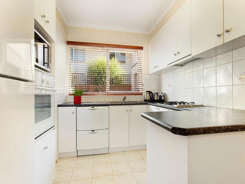 3/3 Dunloe Avenue, Mont Albert North image 4