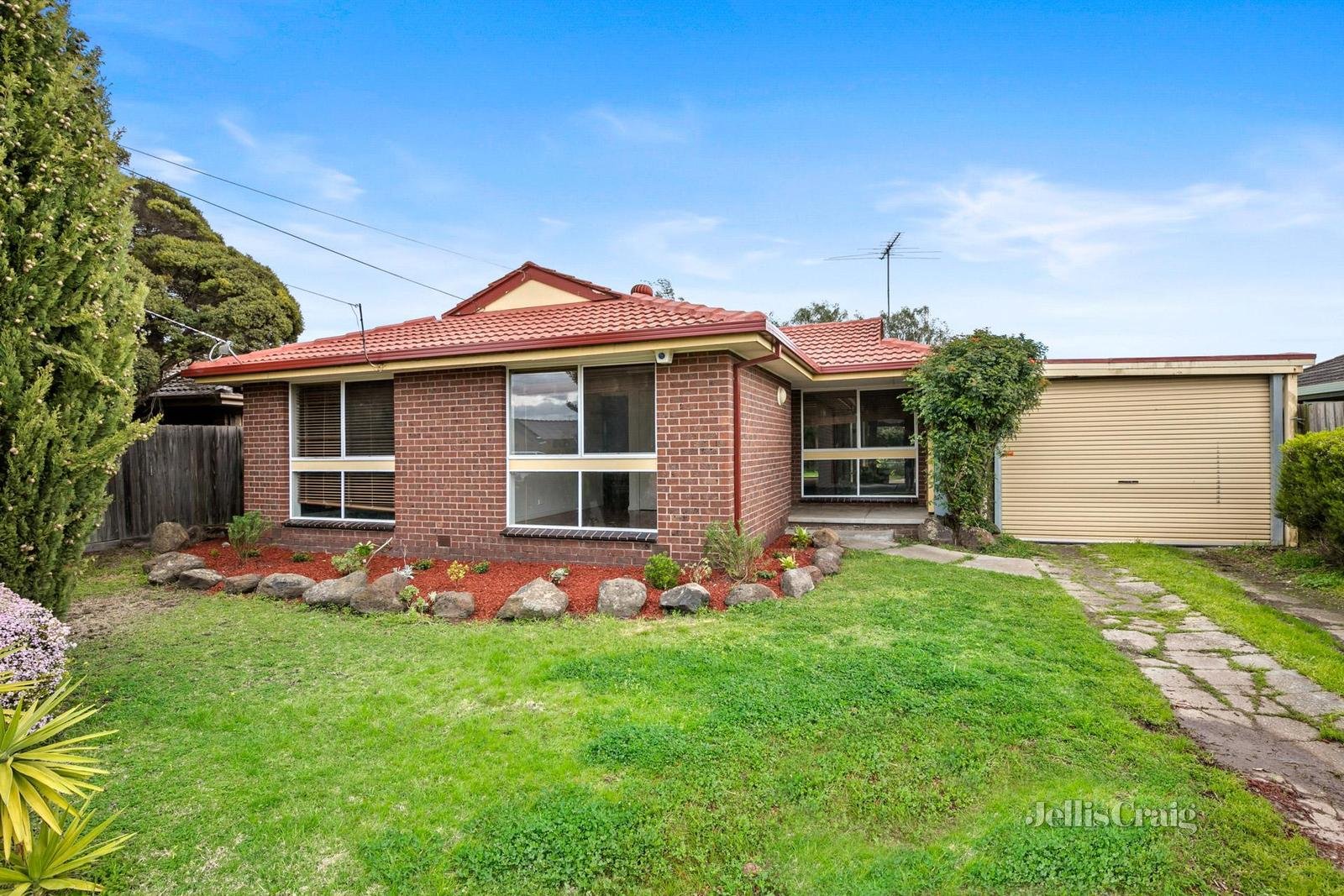 33 Durham Crescent, Hoppers Crossing image 1